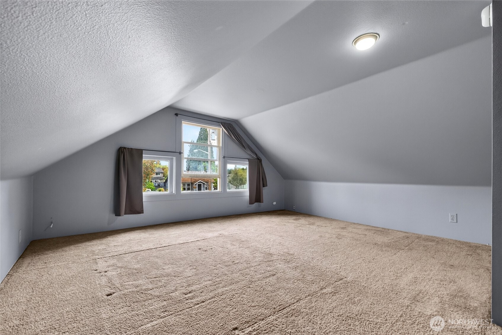 520 12th Street SE