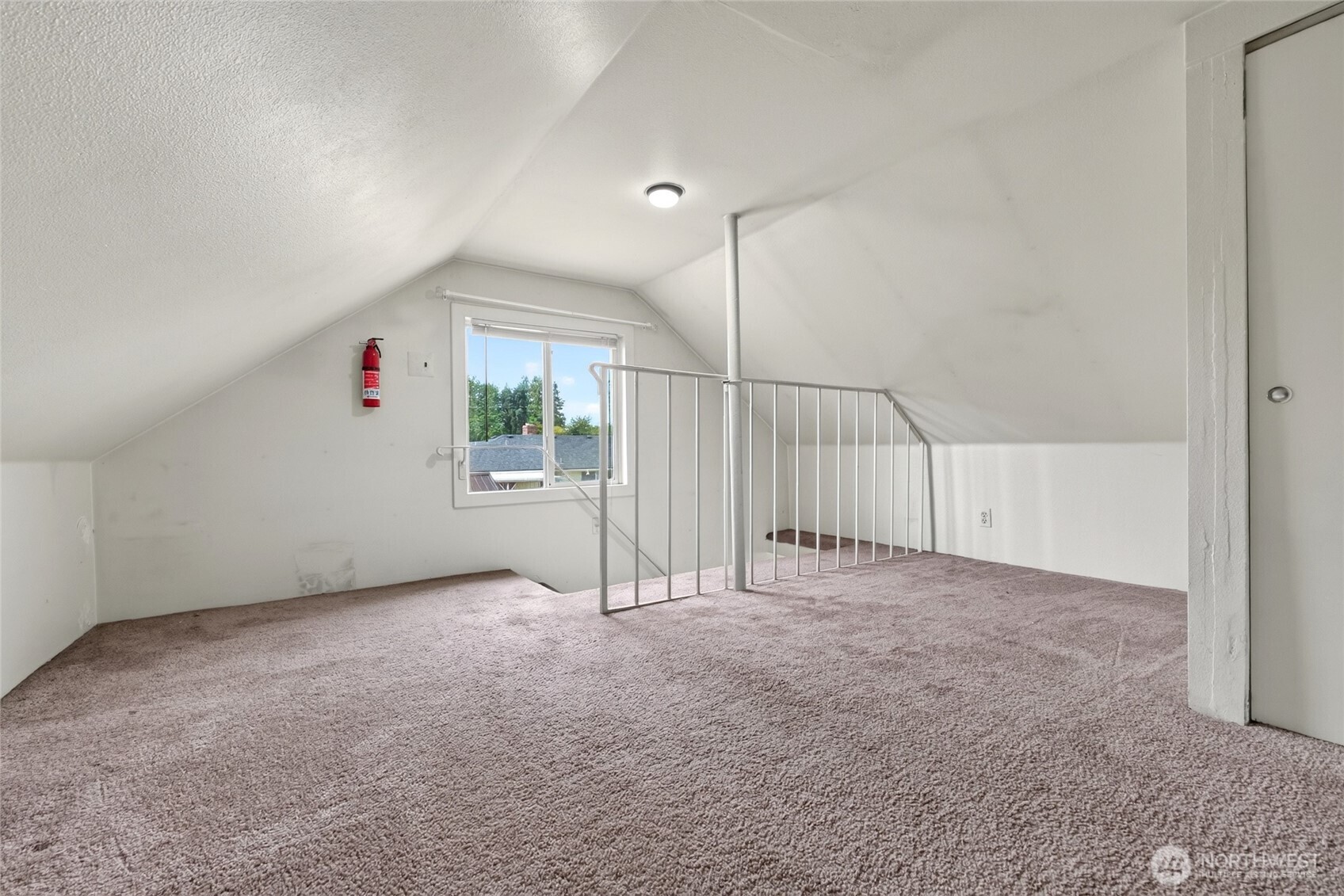 520 12th Street SE