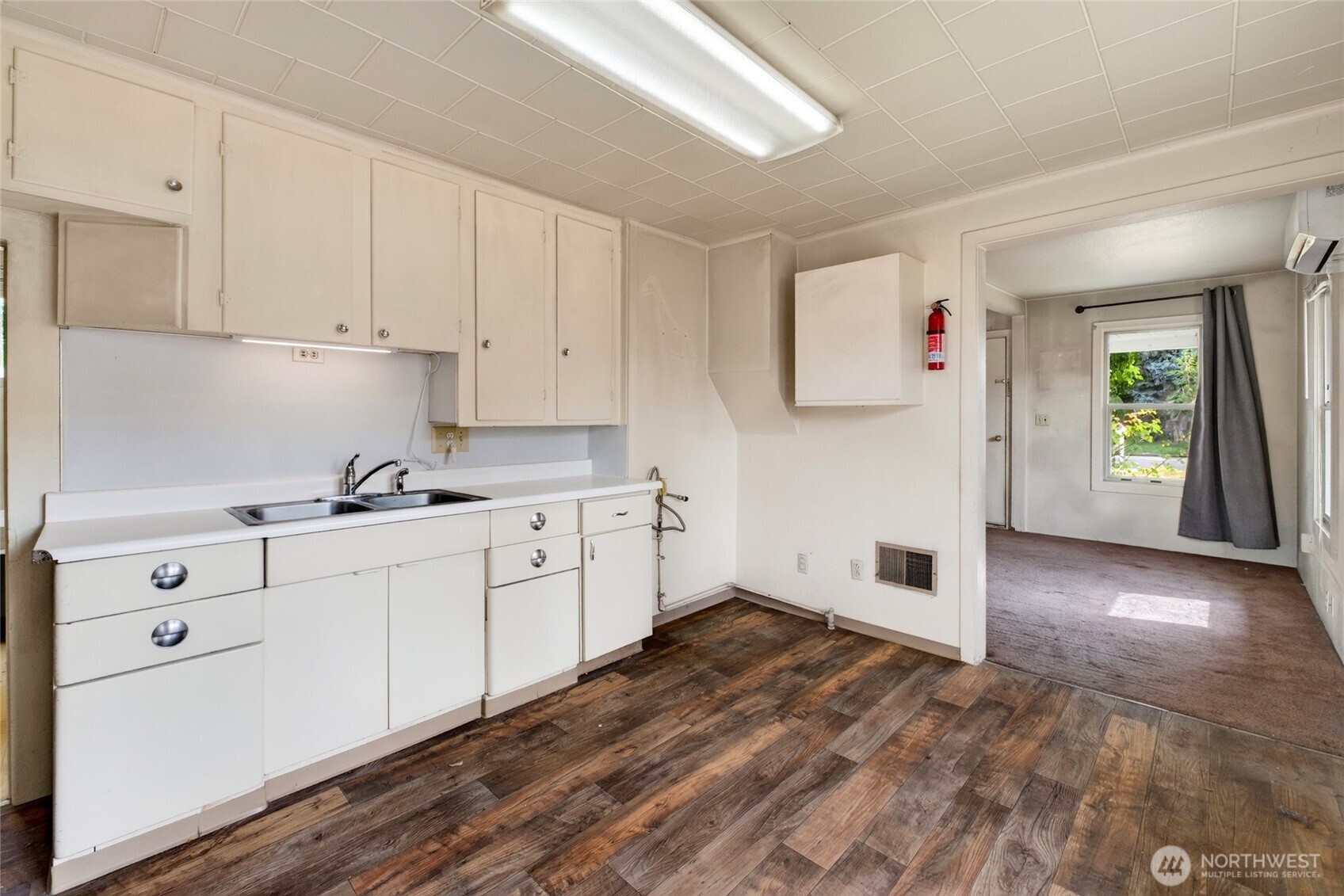 520 12th Street SE