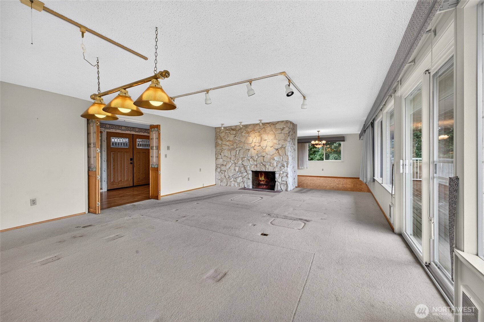 9309 Peacock Hill Avenue