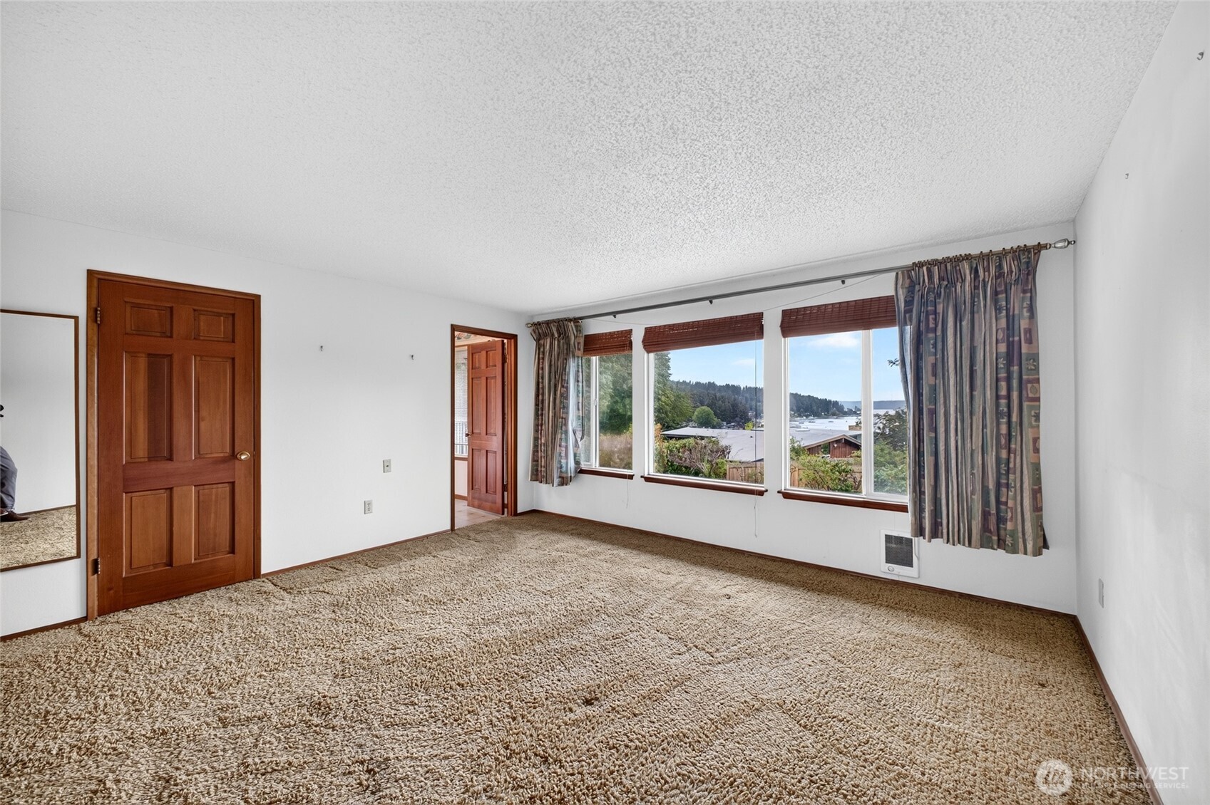 9309 Peacock Hill Avenue