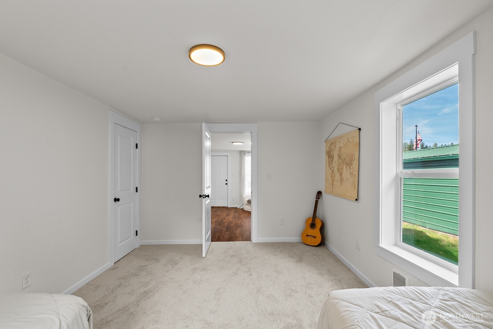 111 Cedar Avenue S