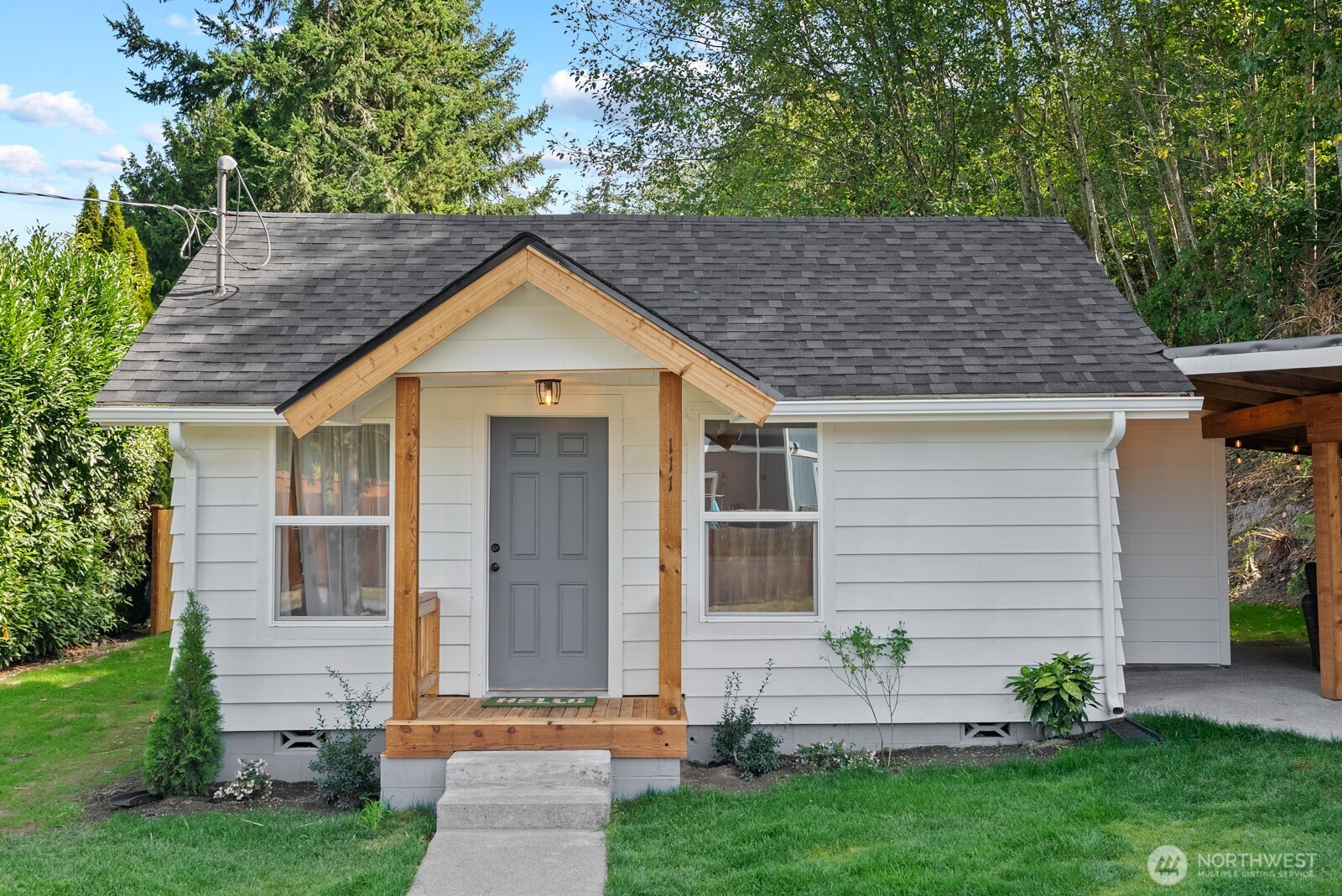 111 Cedar Avenue S