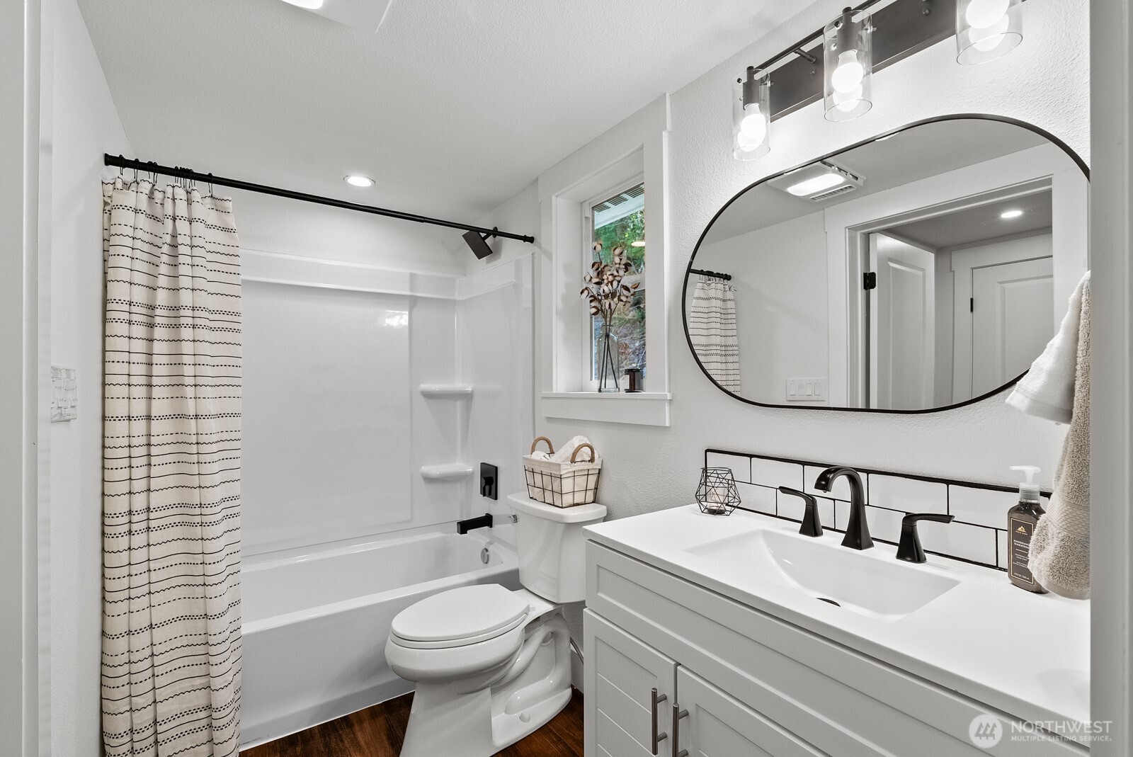 111 Cedar Avenue S