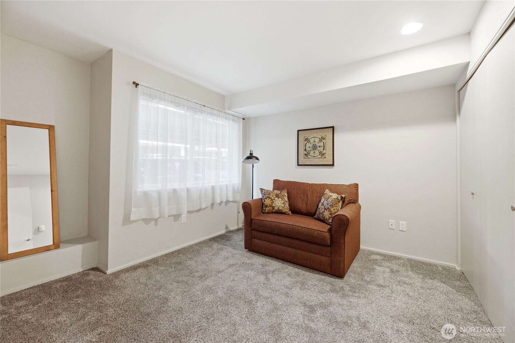 1 Broadway Unit: 202