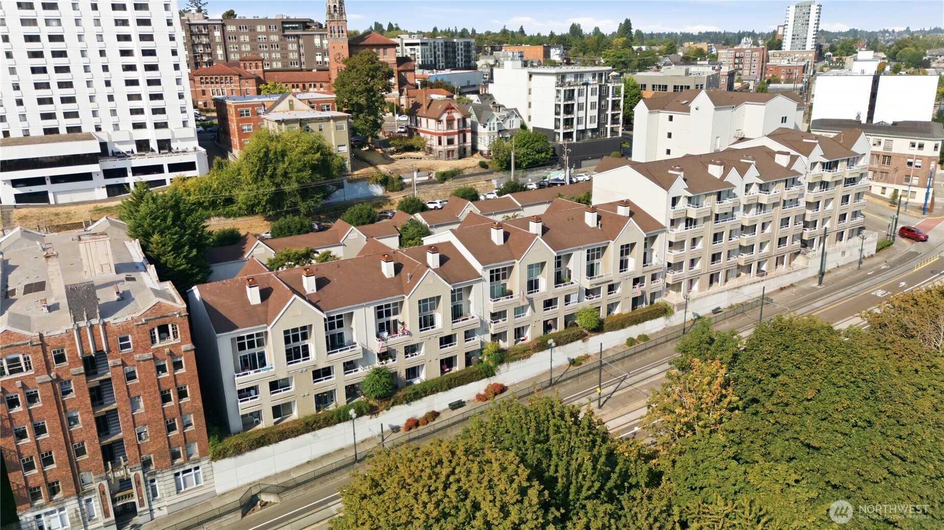 1 Broadway Unit: 202