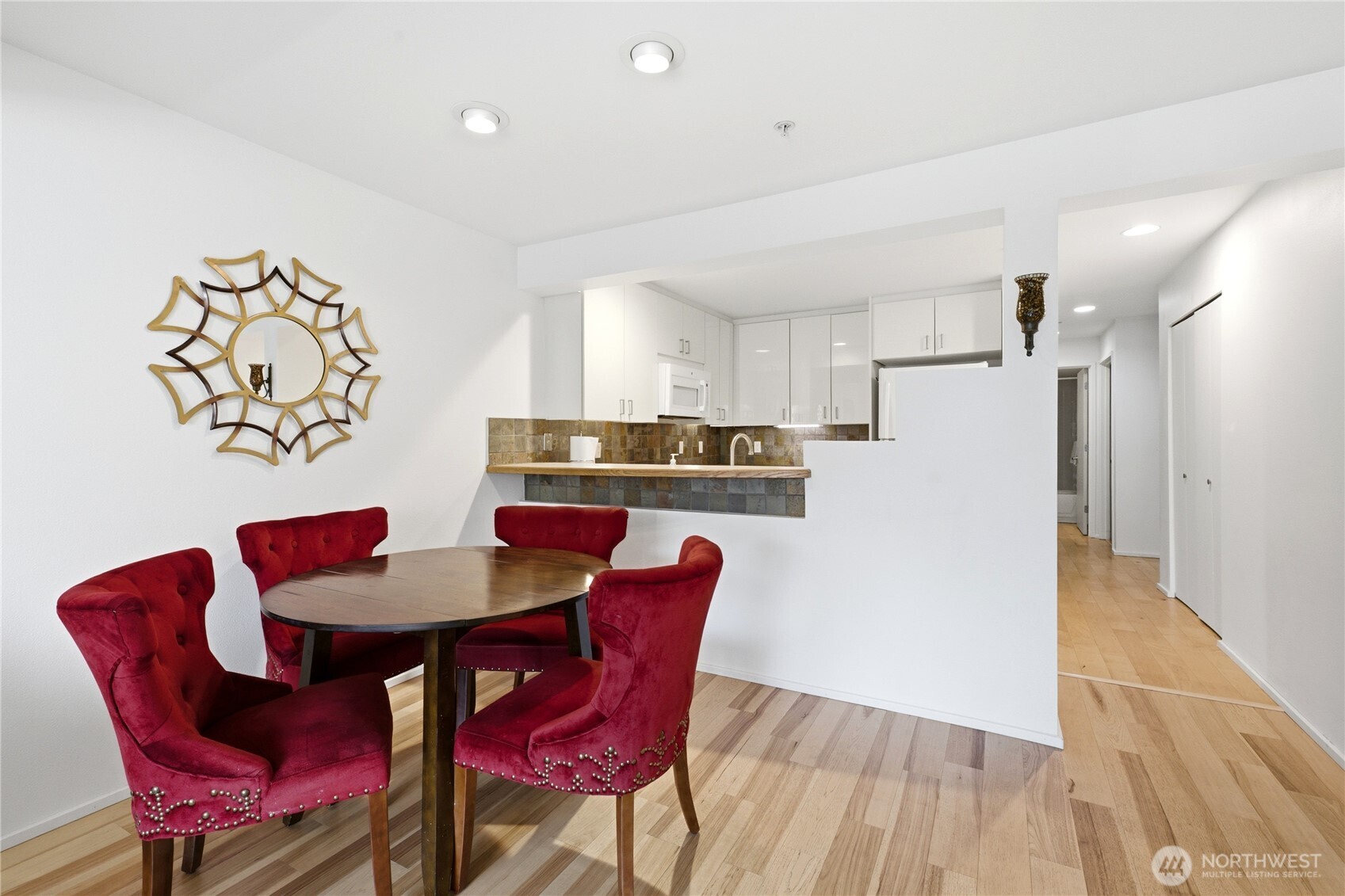 1 Broadway Unit: 202