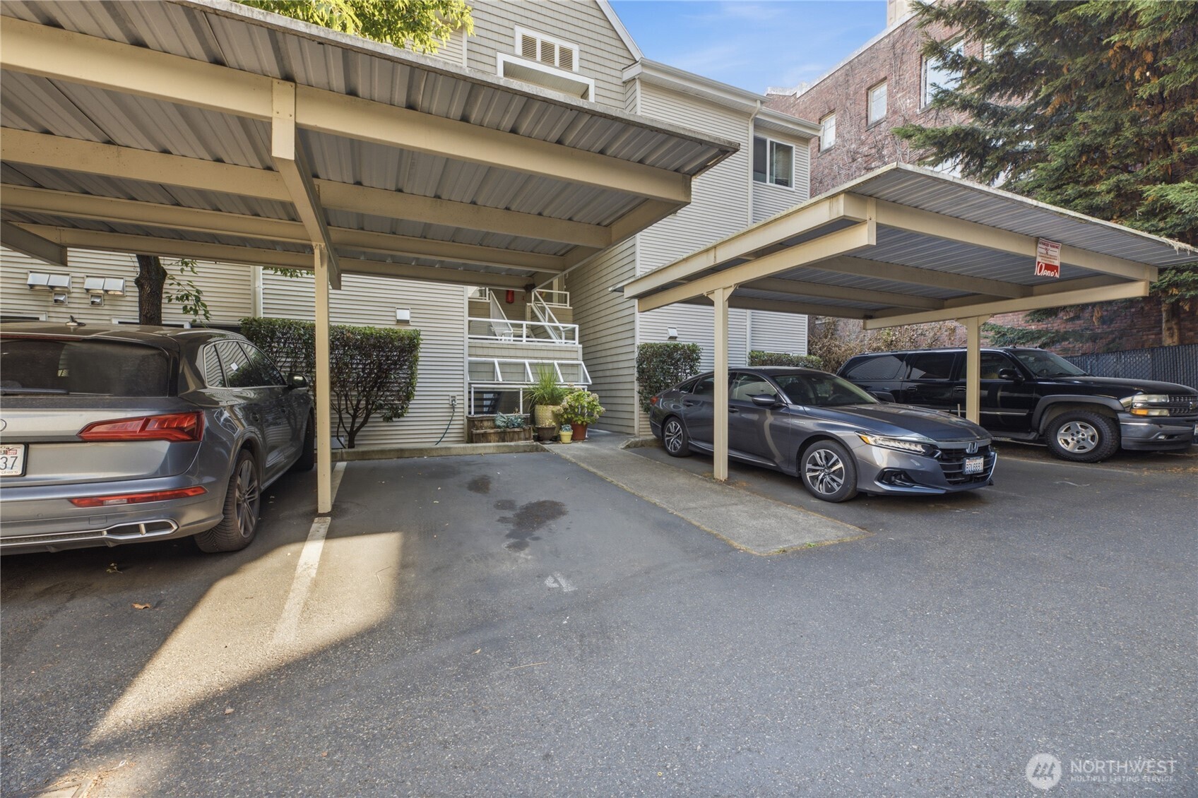 1 Broadway Unit: 202