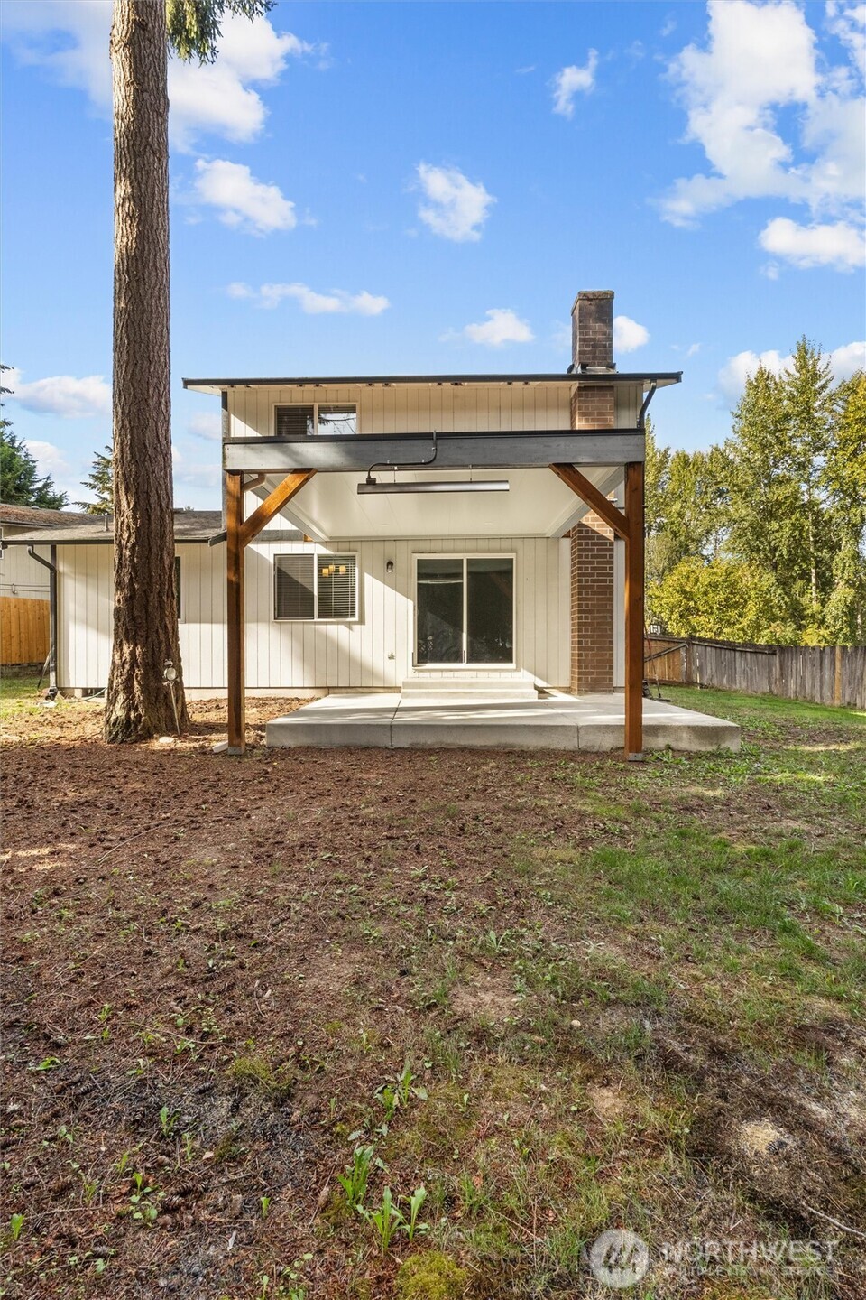 8902 158th Street E