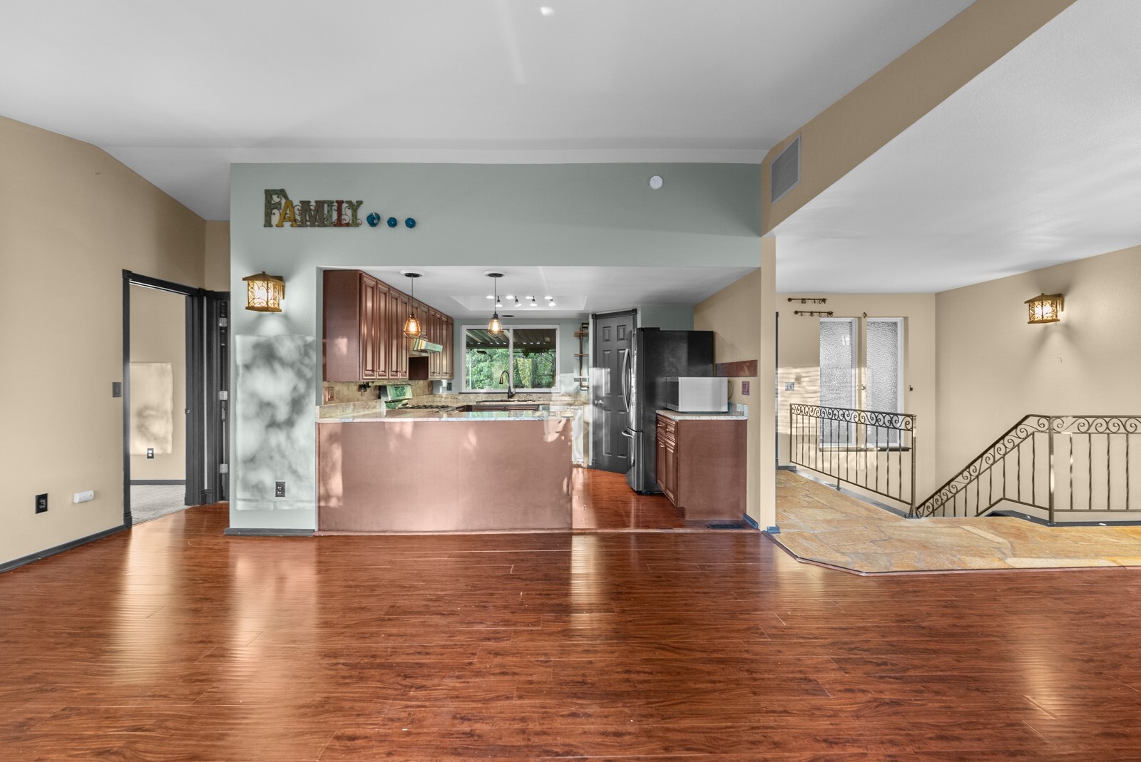 1531 Vista Drive