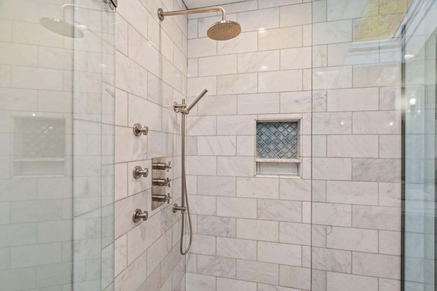233 Elm Wood CT