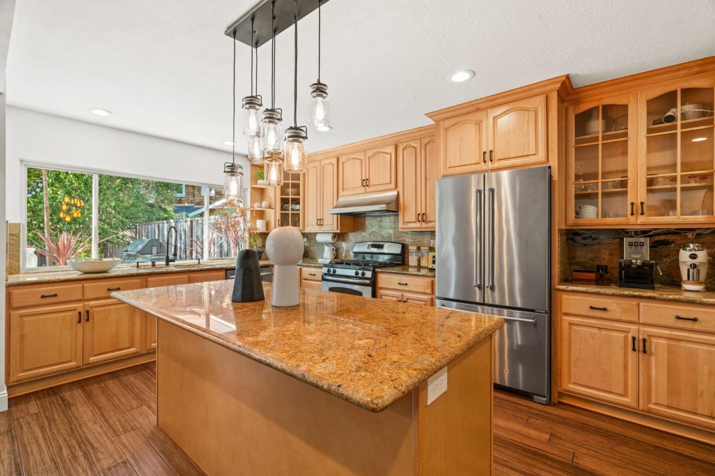 233 Elm Wood CT