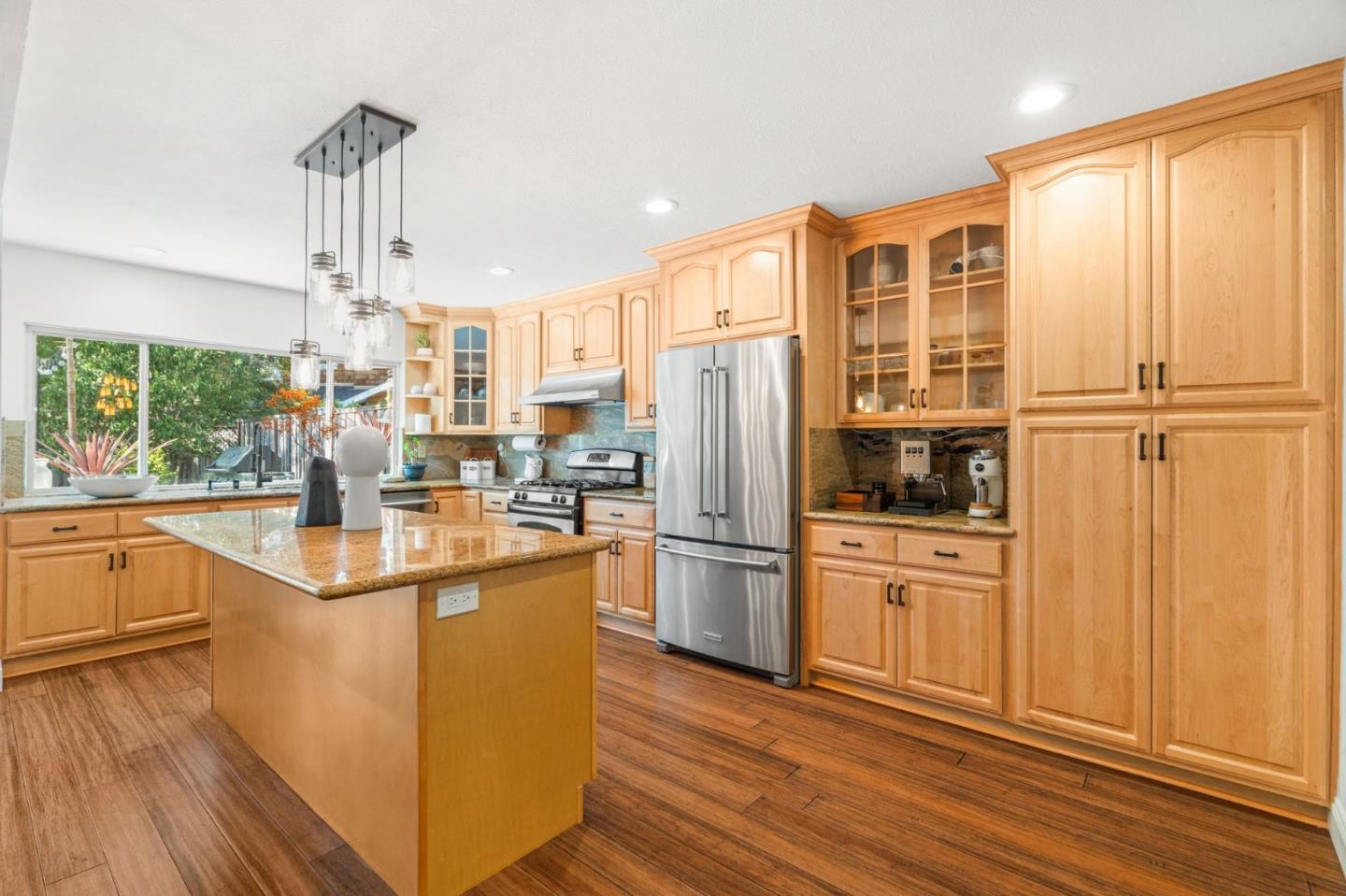 233 Elm Wood CT