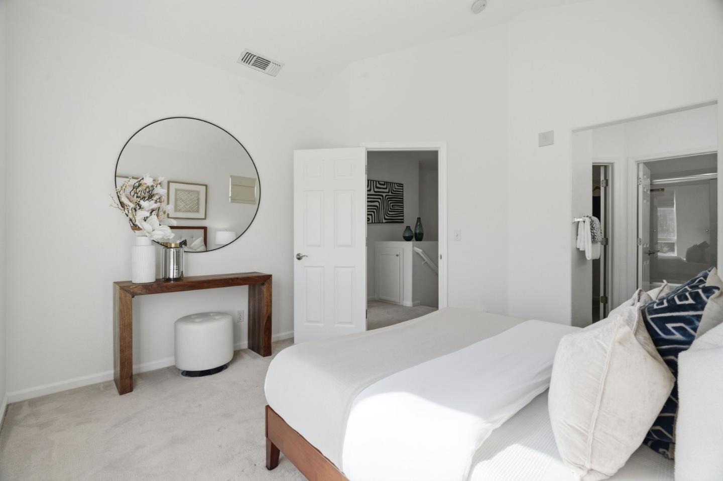 527 Marble Arch Avenue