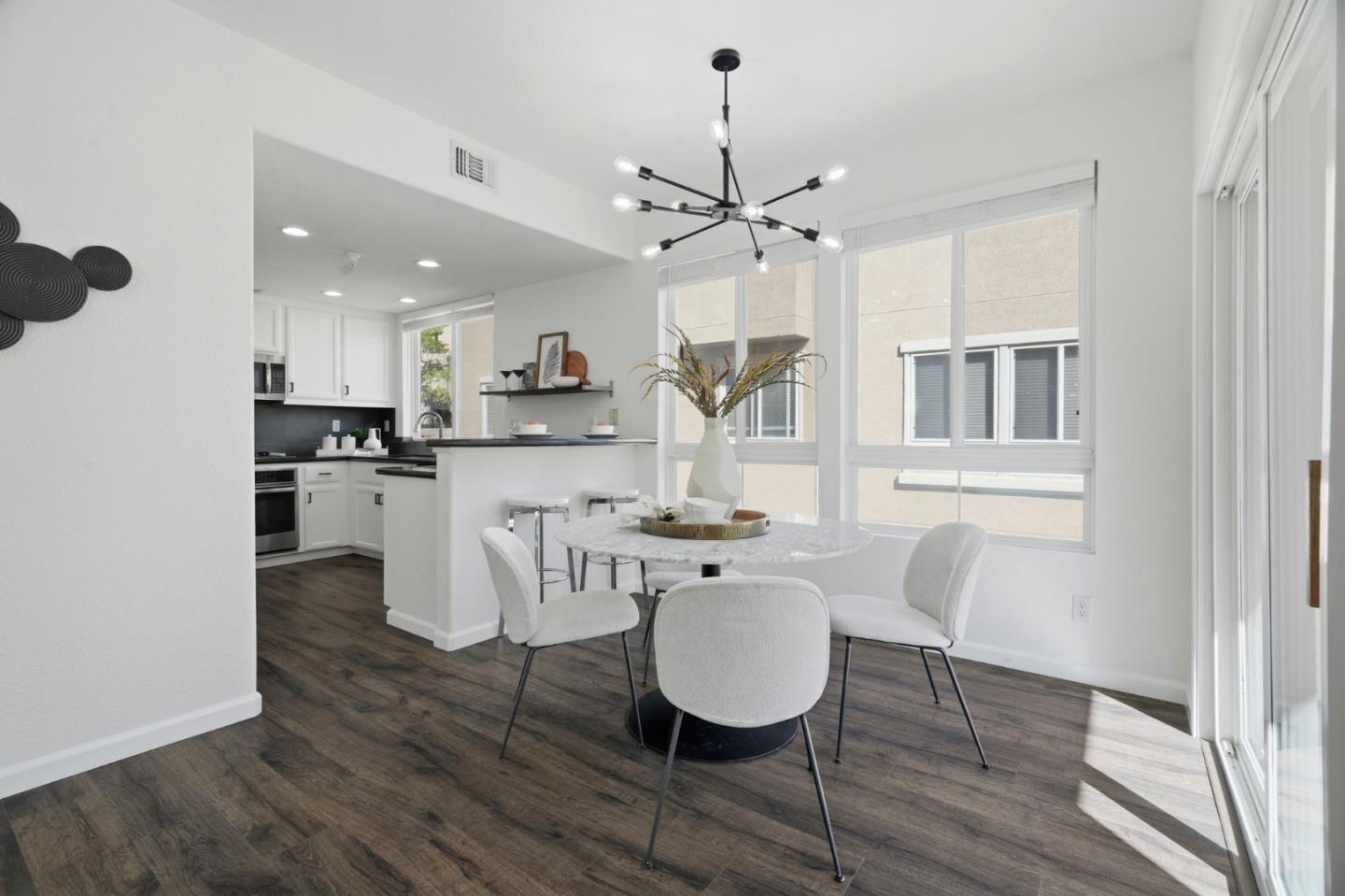 527 Marble Arch Avenue