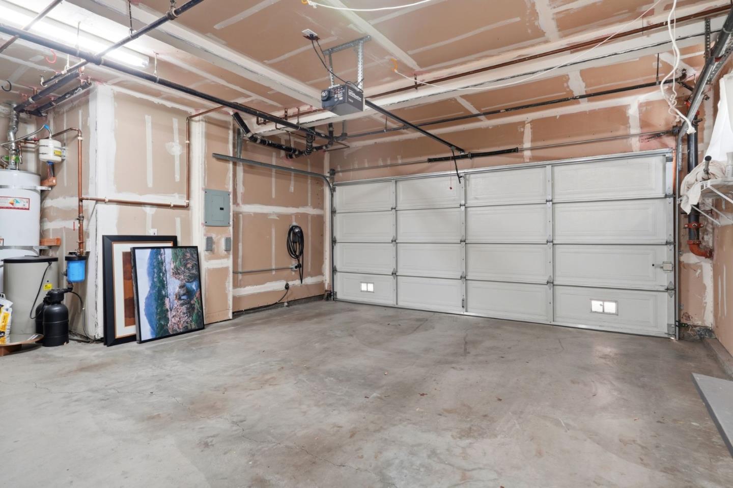 527 Marble Arch Avenue