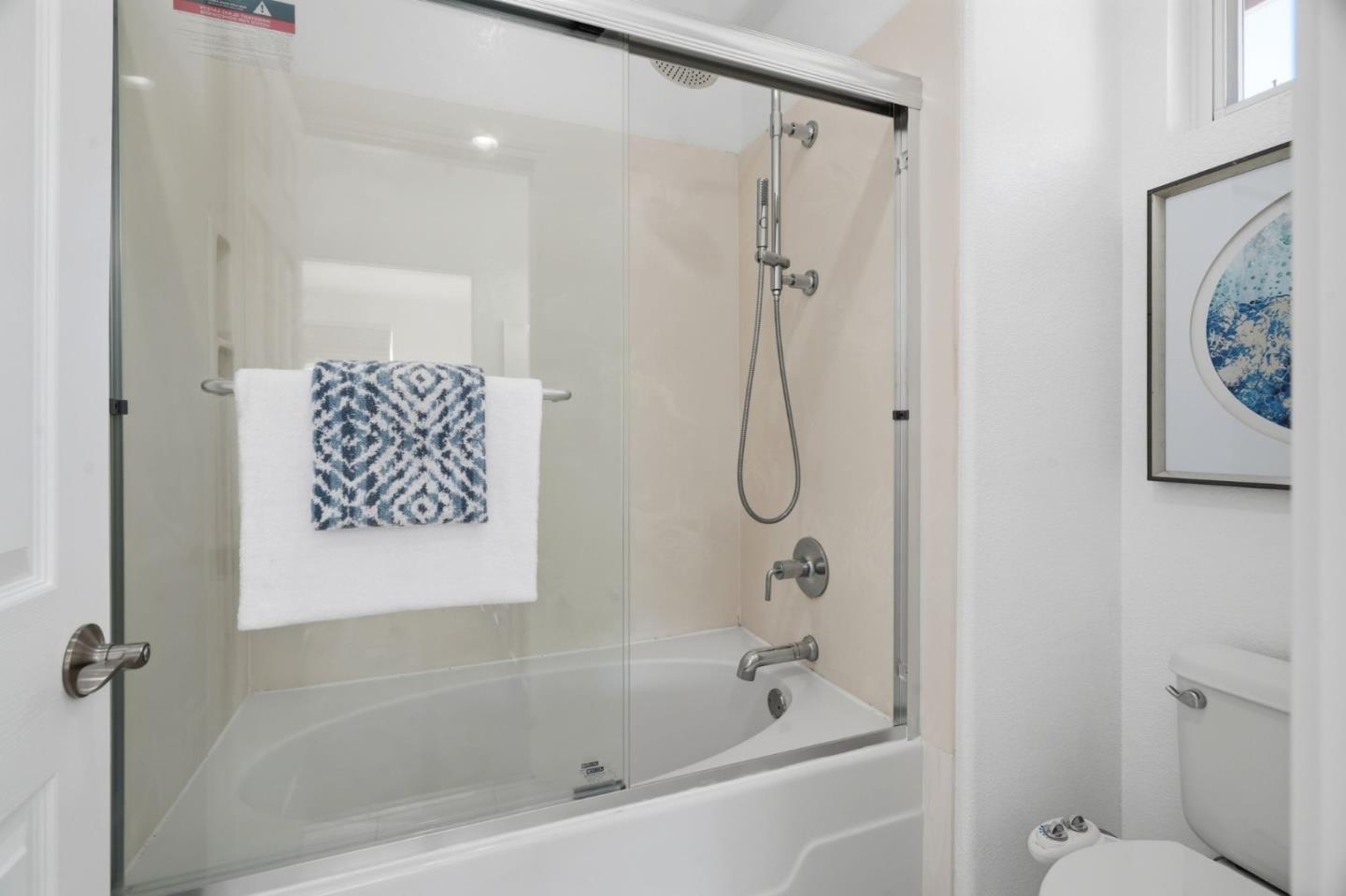 527 Marble Arch Avenue