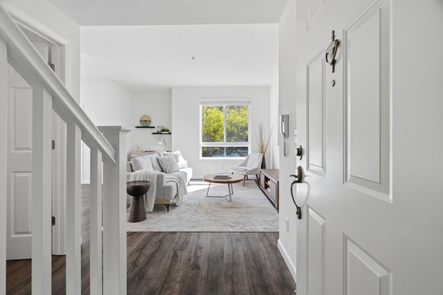 527 Marble Arch Avenue