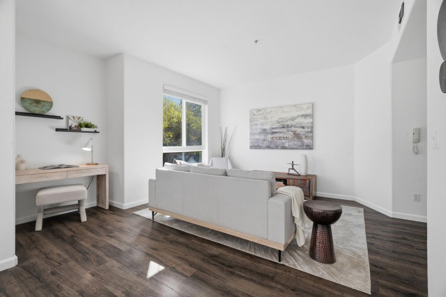 527 Marble Arch Avenue