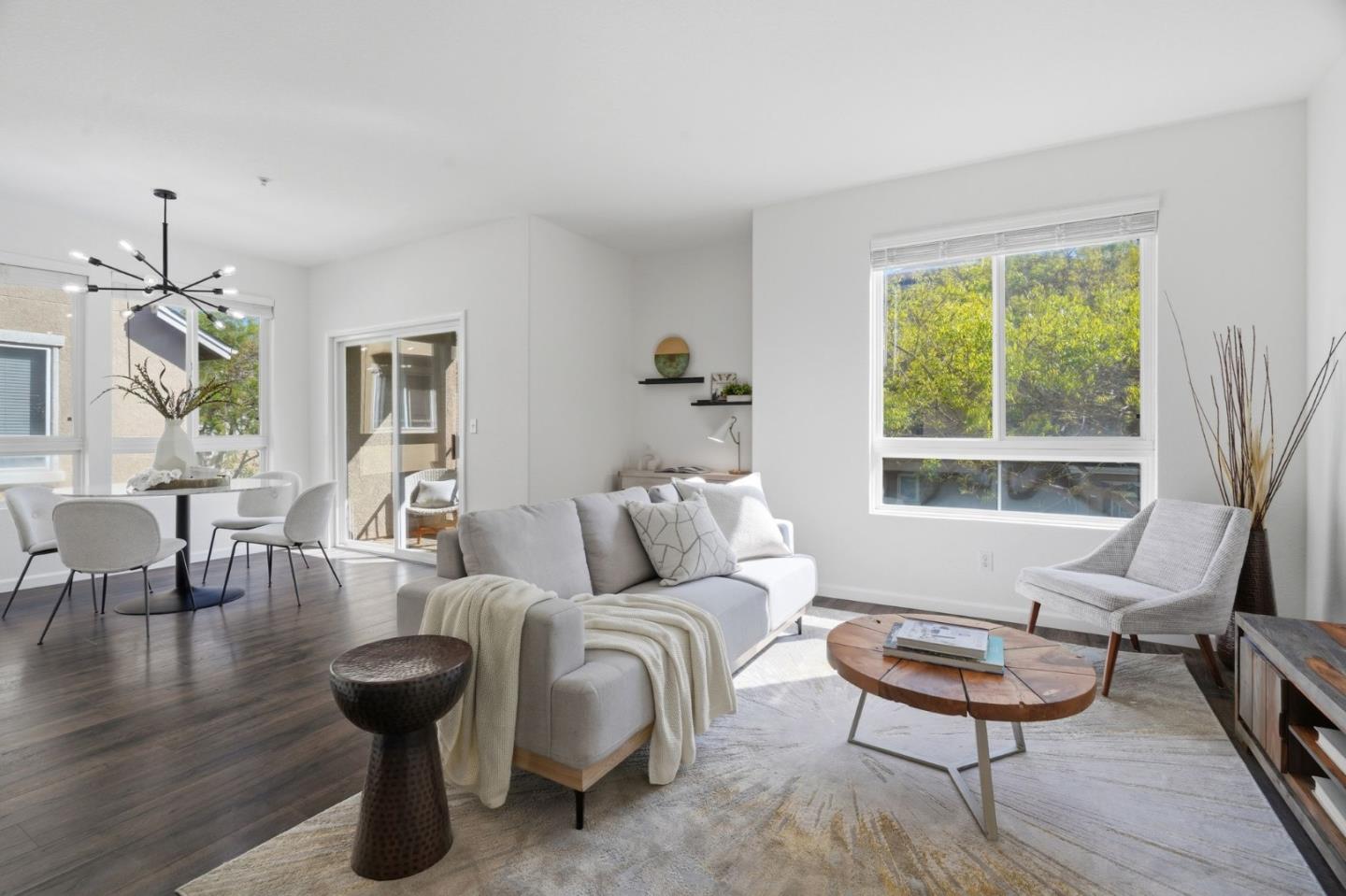 527 Marble Arch Avenue