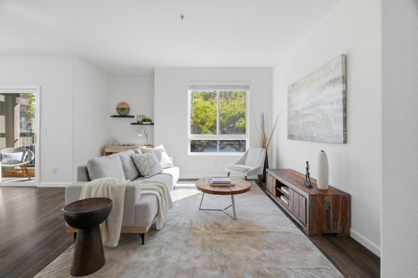 527 Marble Arch Avenue