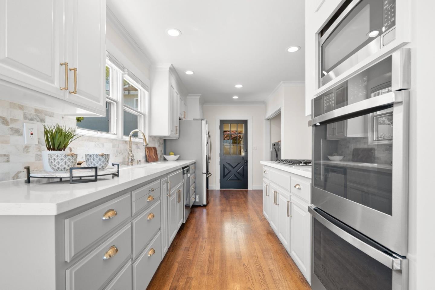 1418 Escalona Drive
