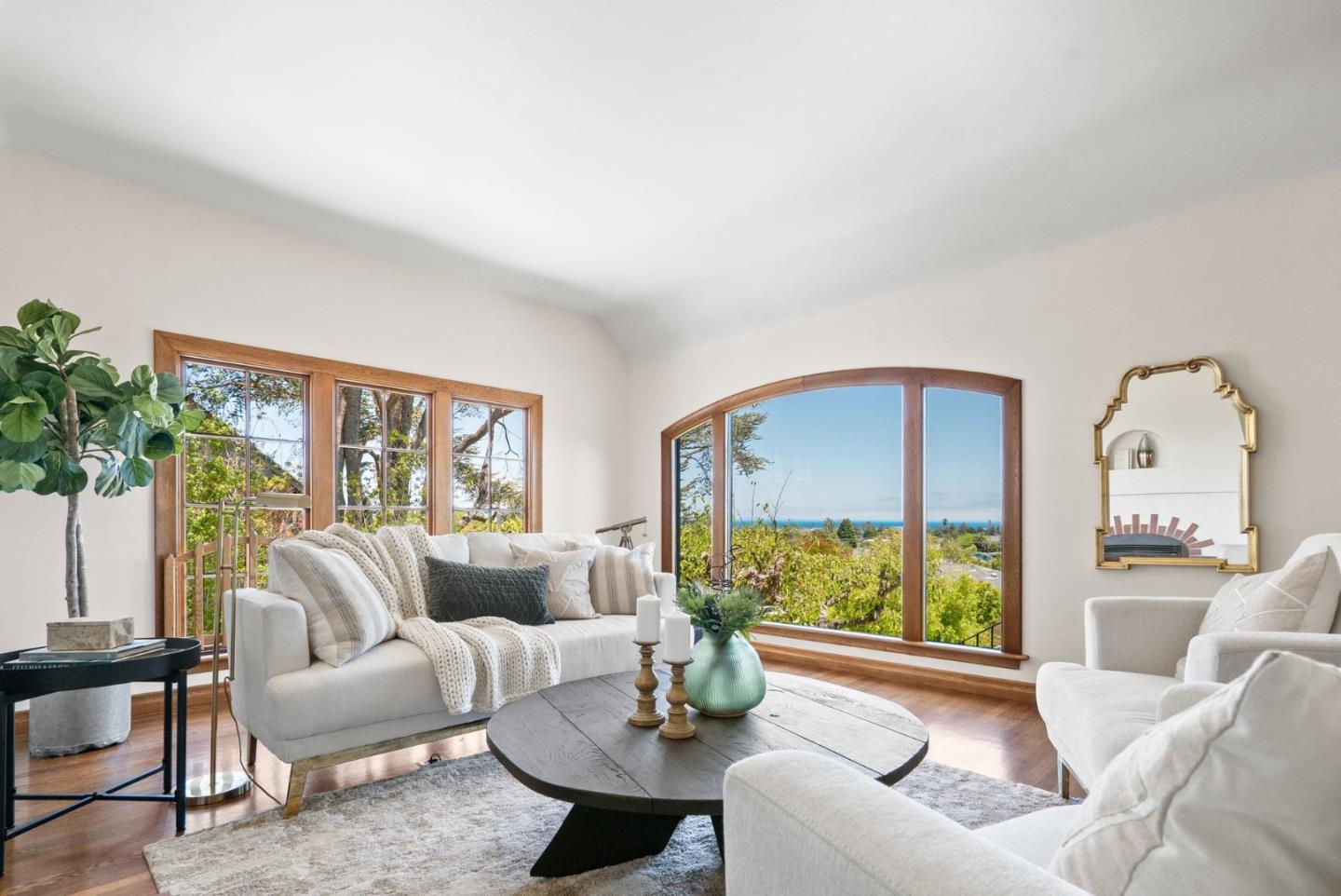 1418 Escalona Drive