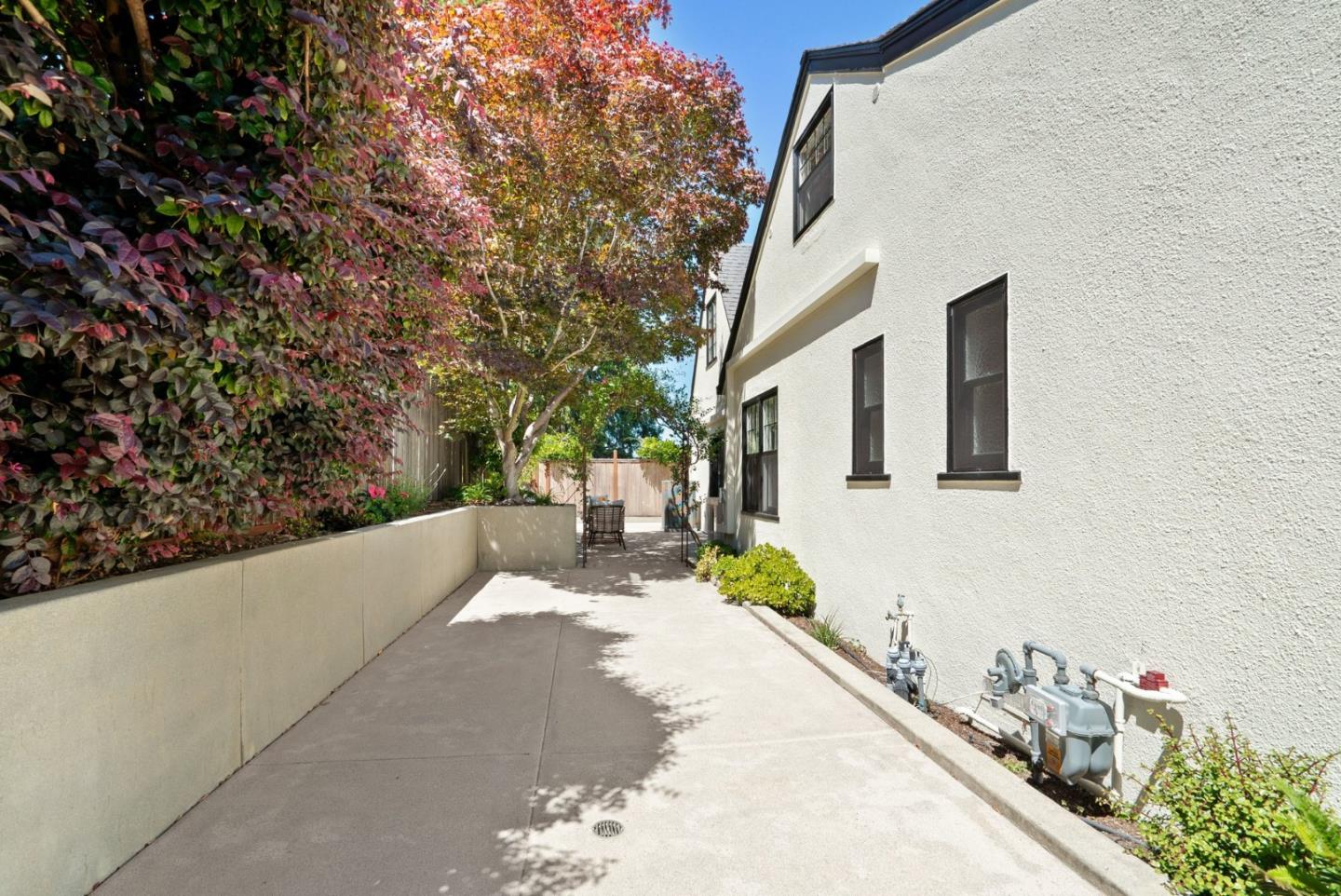 1418 Escalona Drive