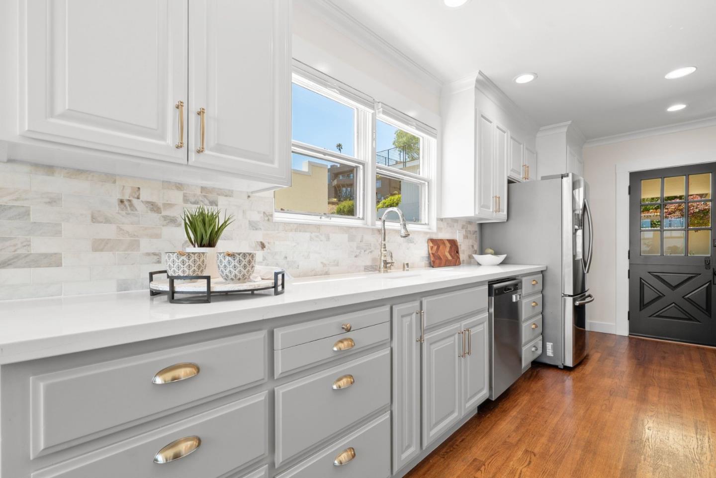 1418 Escalona Drive