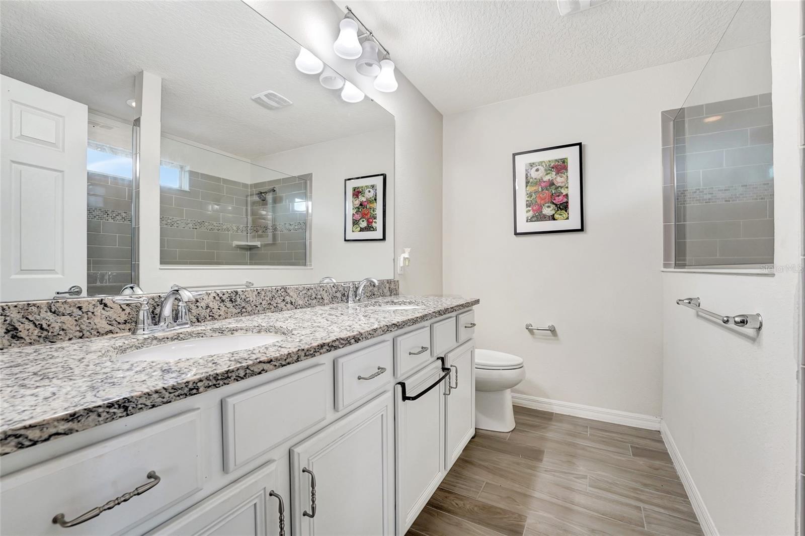 5271 BRYDON WOODS CIR