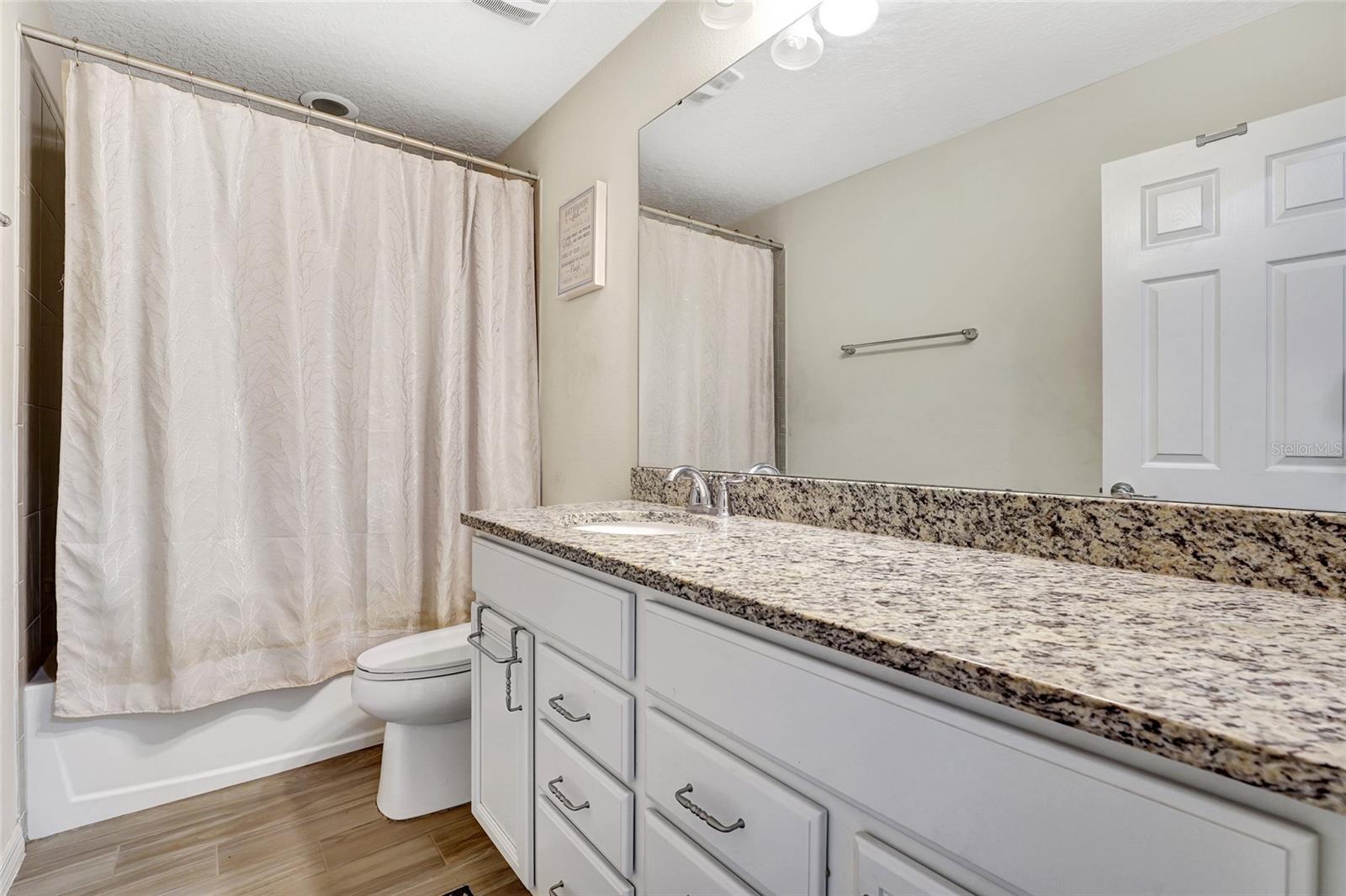 5271 BRYDON WOODS CIR