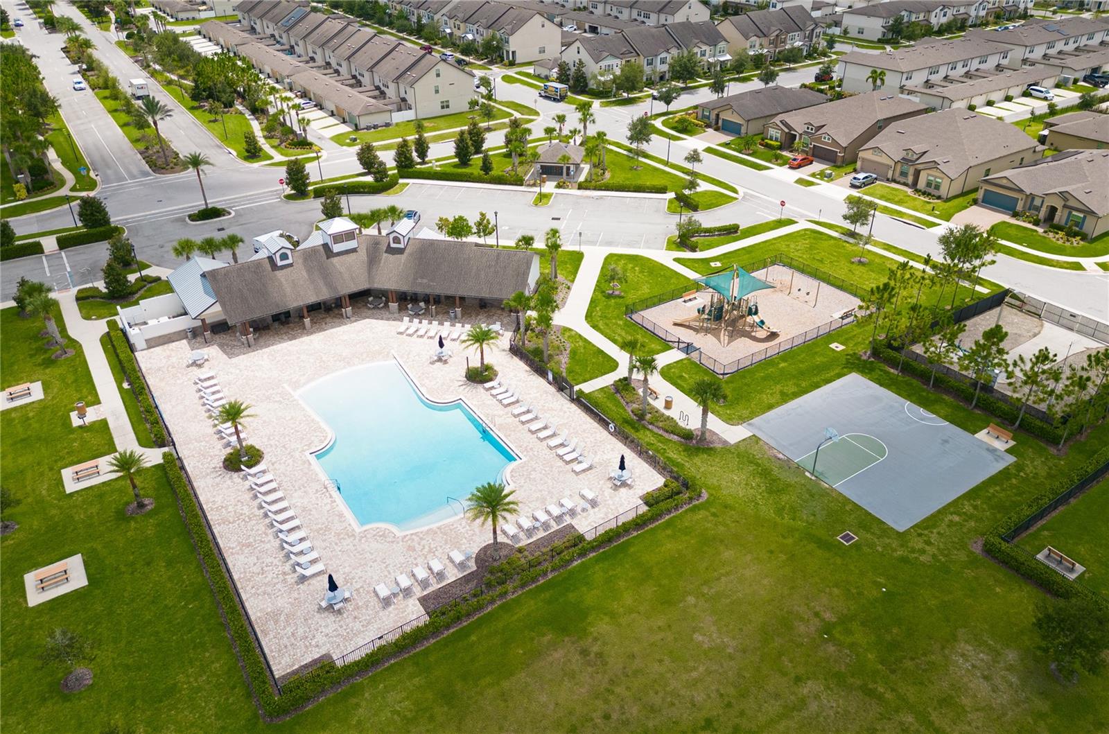 5271 BRYDON WOODS CIR