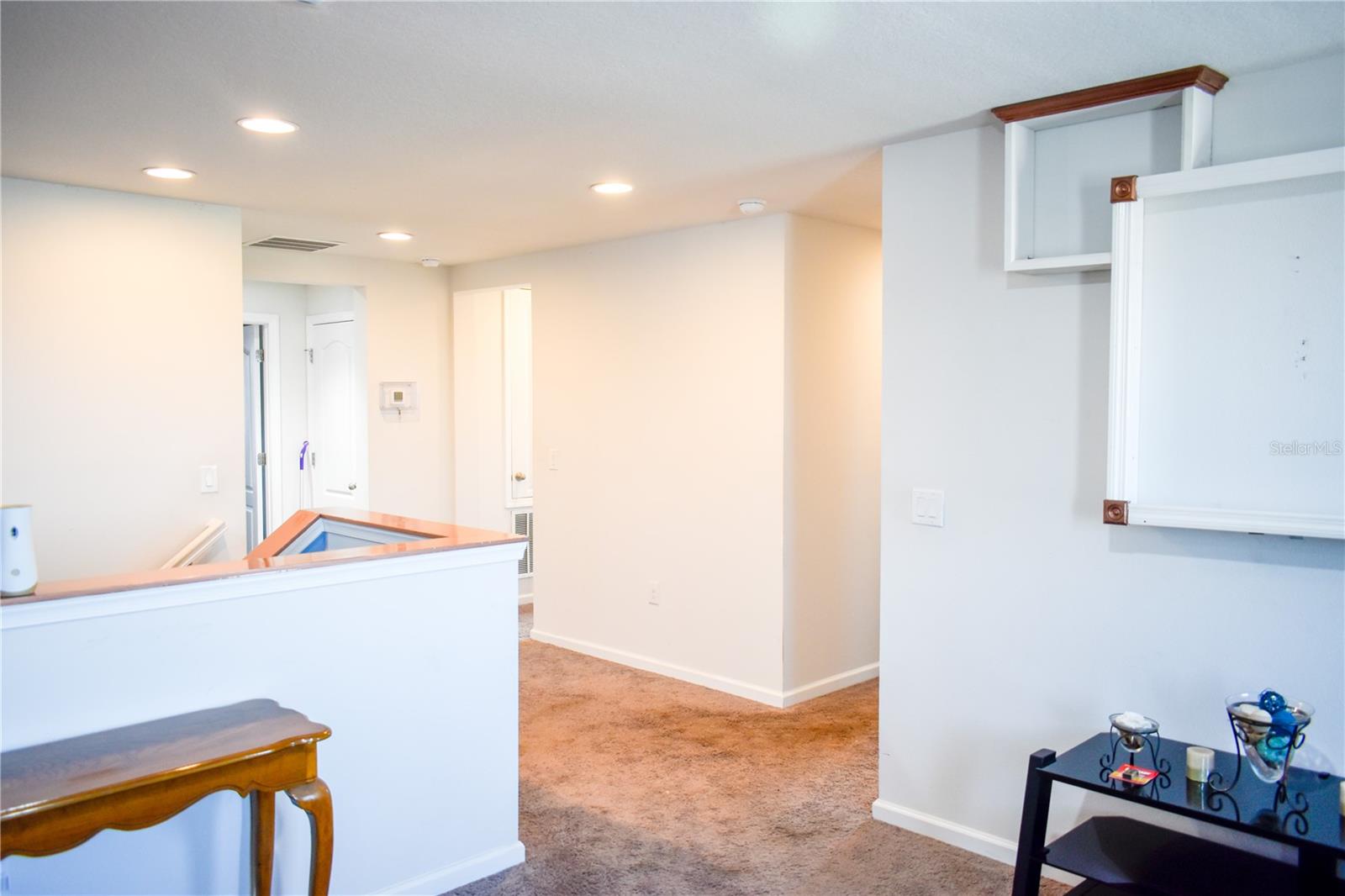 184 LAKE SMART CIR