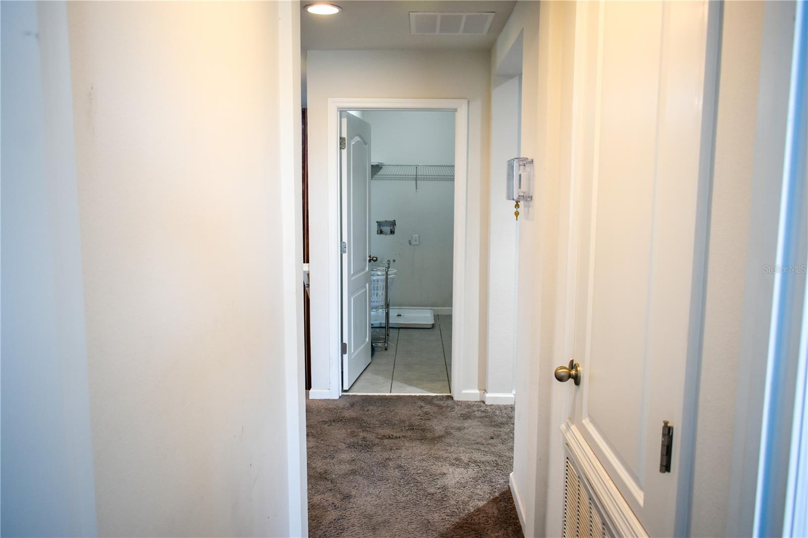 184 LAKE SMART CIR