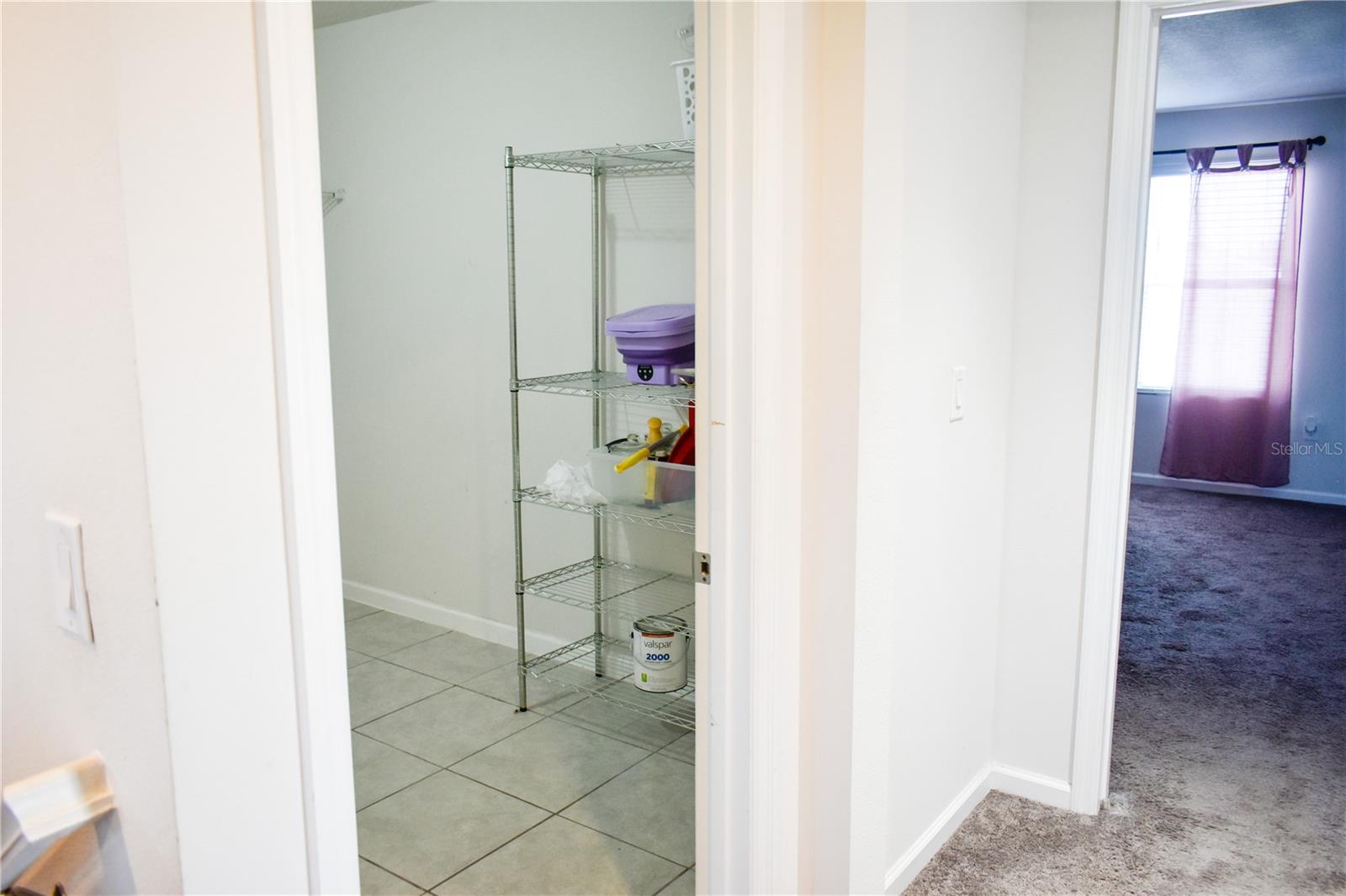 184 LAKE SMART CIR
