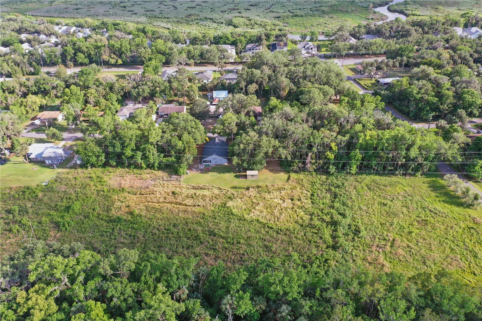 236 TOMS RD