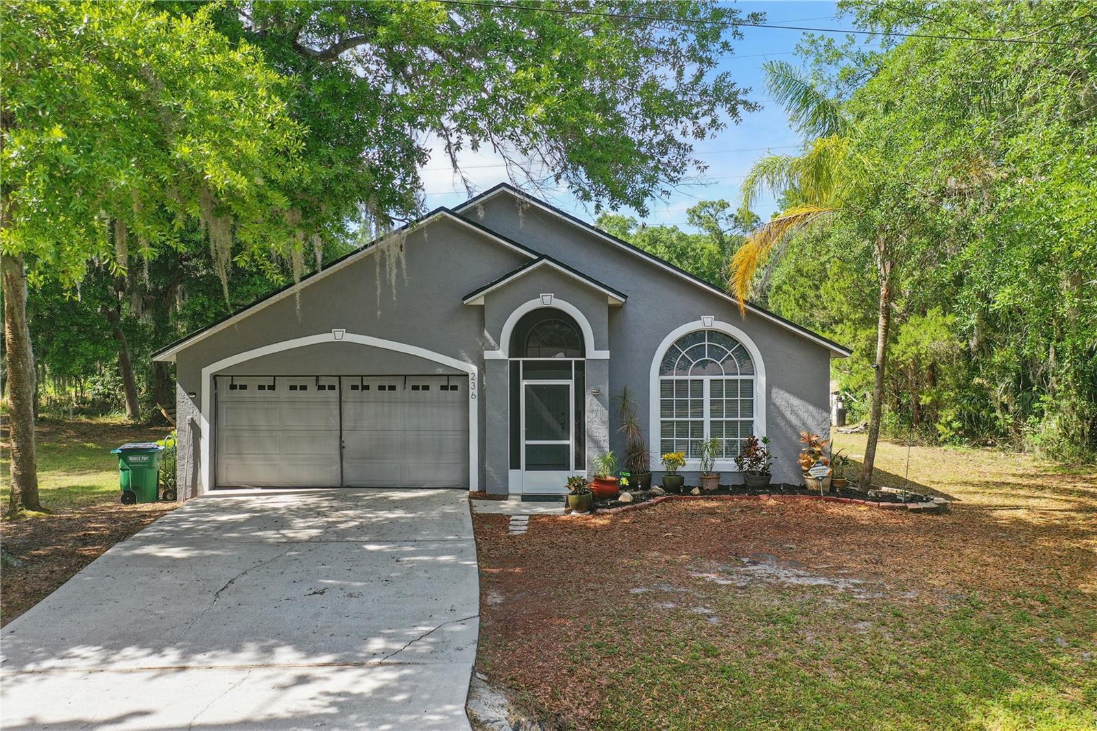 236 TOMS RD