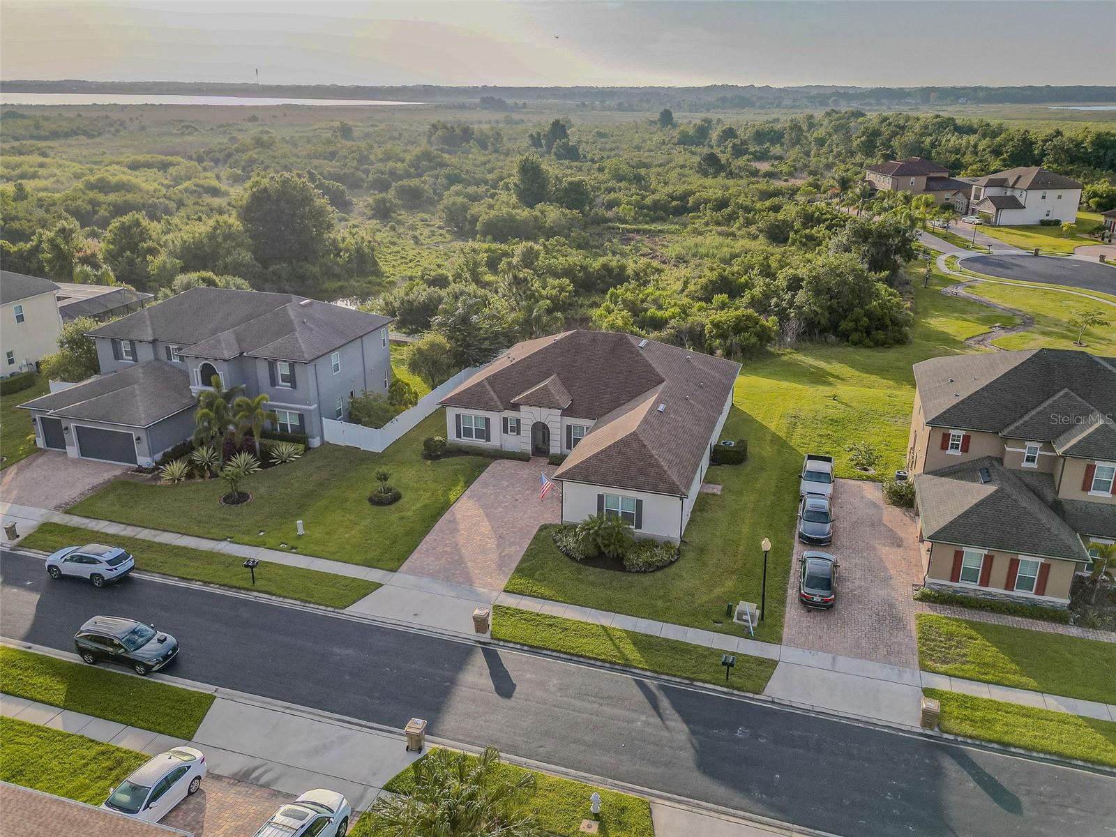 2787 AUTUMN BREEZE WAY