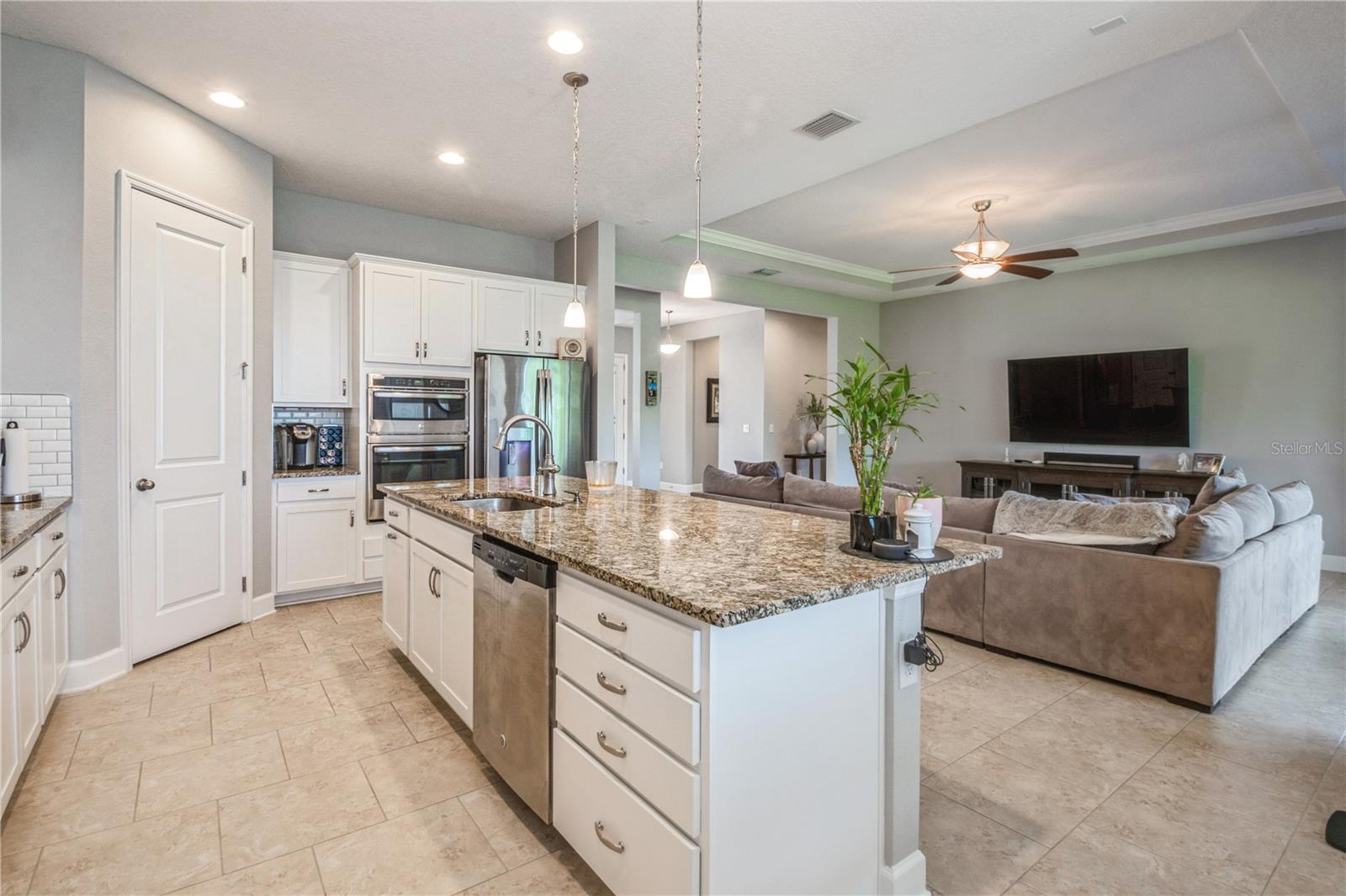 2787 AUTUMN BREEZE WAY