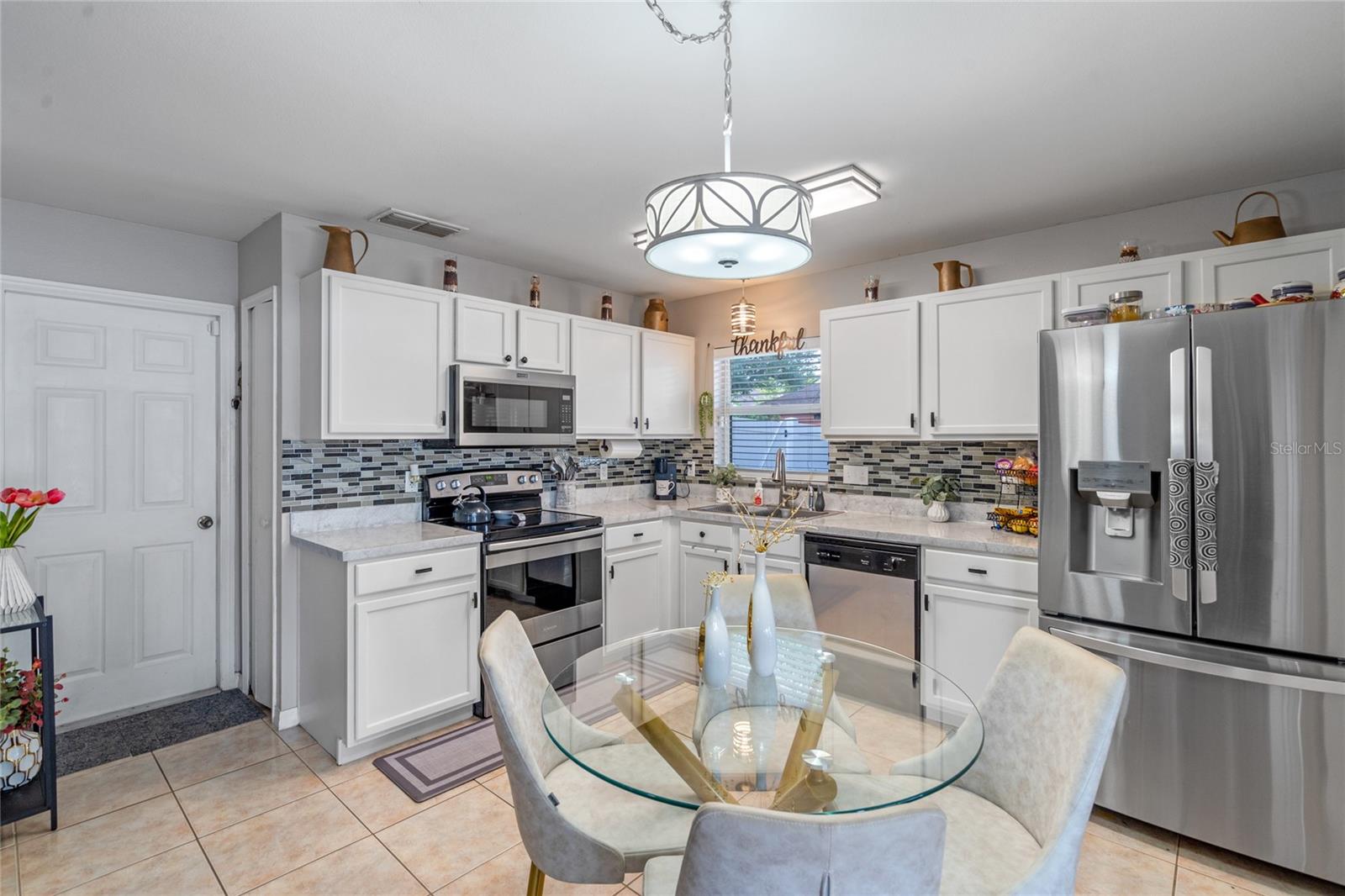 855 MCLEAN CT
