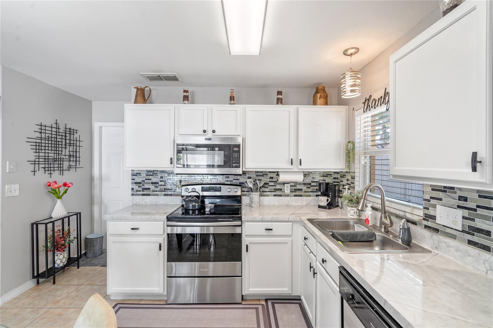 855 MCLEAN CT