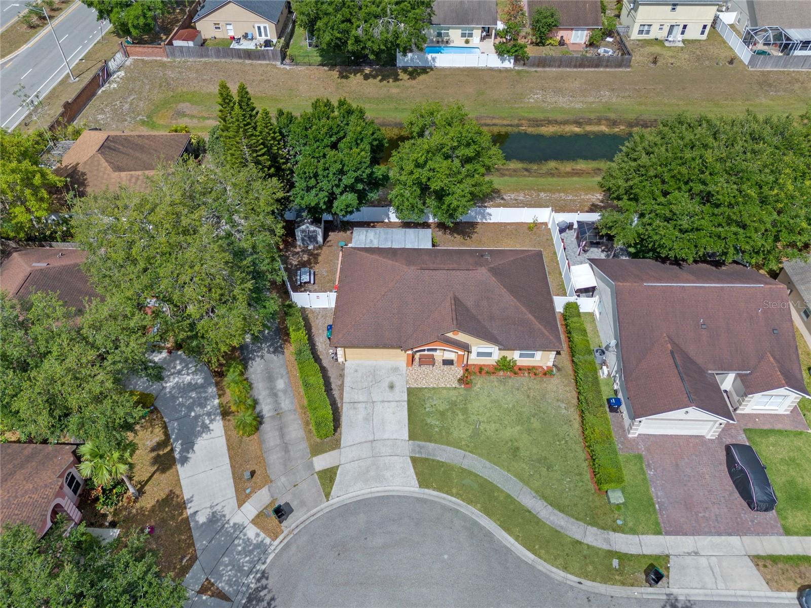 855 MCLEAN CT