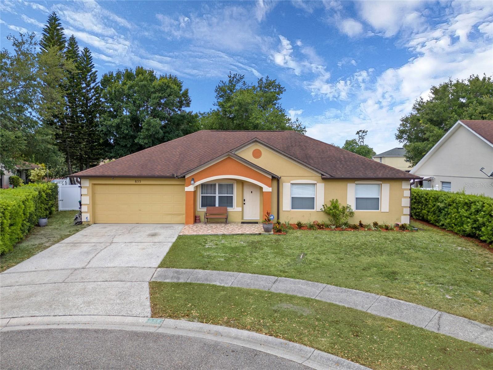855 MCLEAN CT