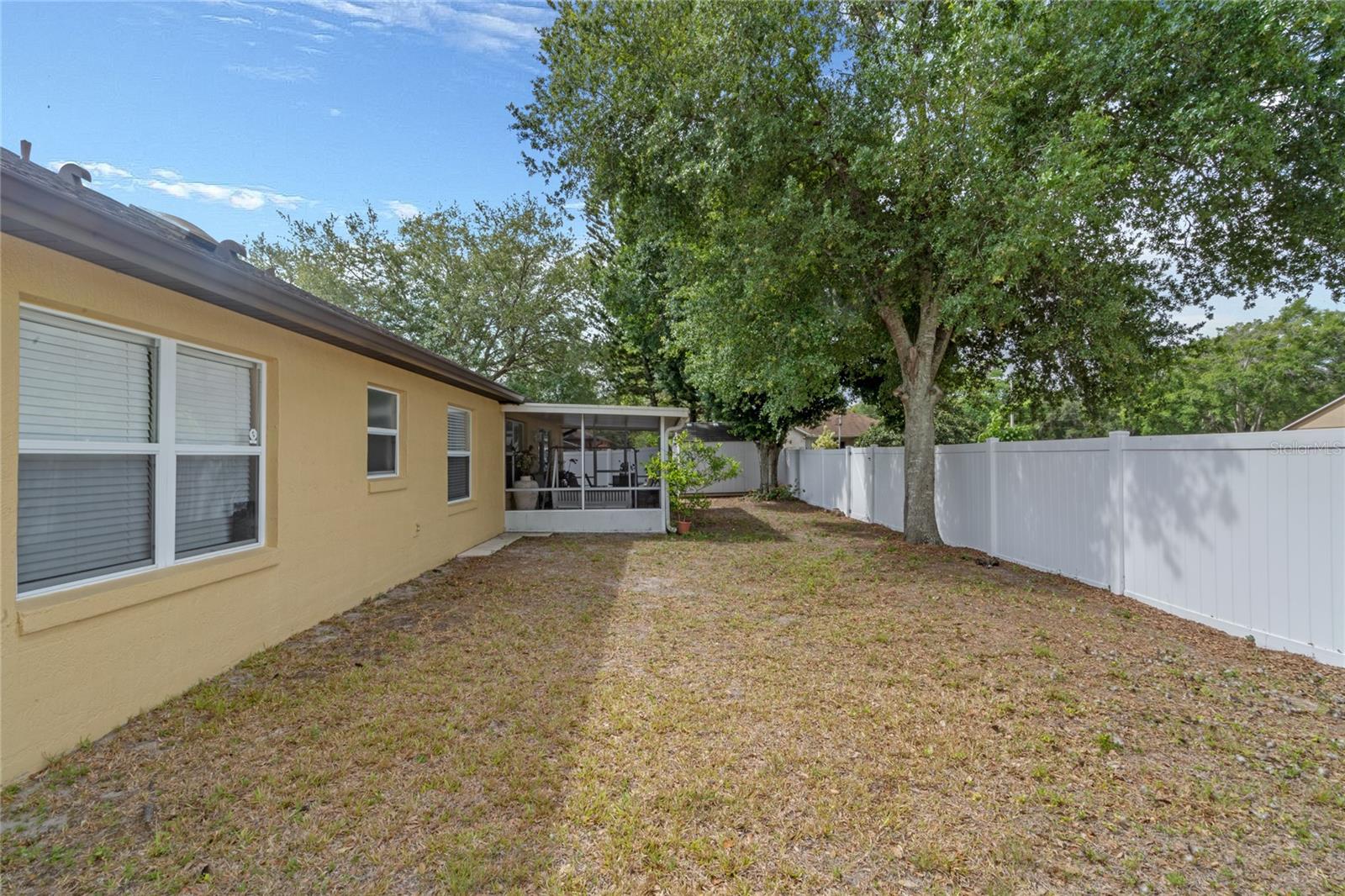 855 MCLEAN CT
