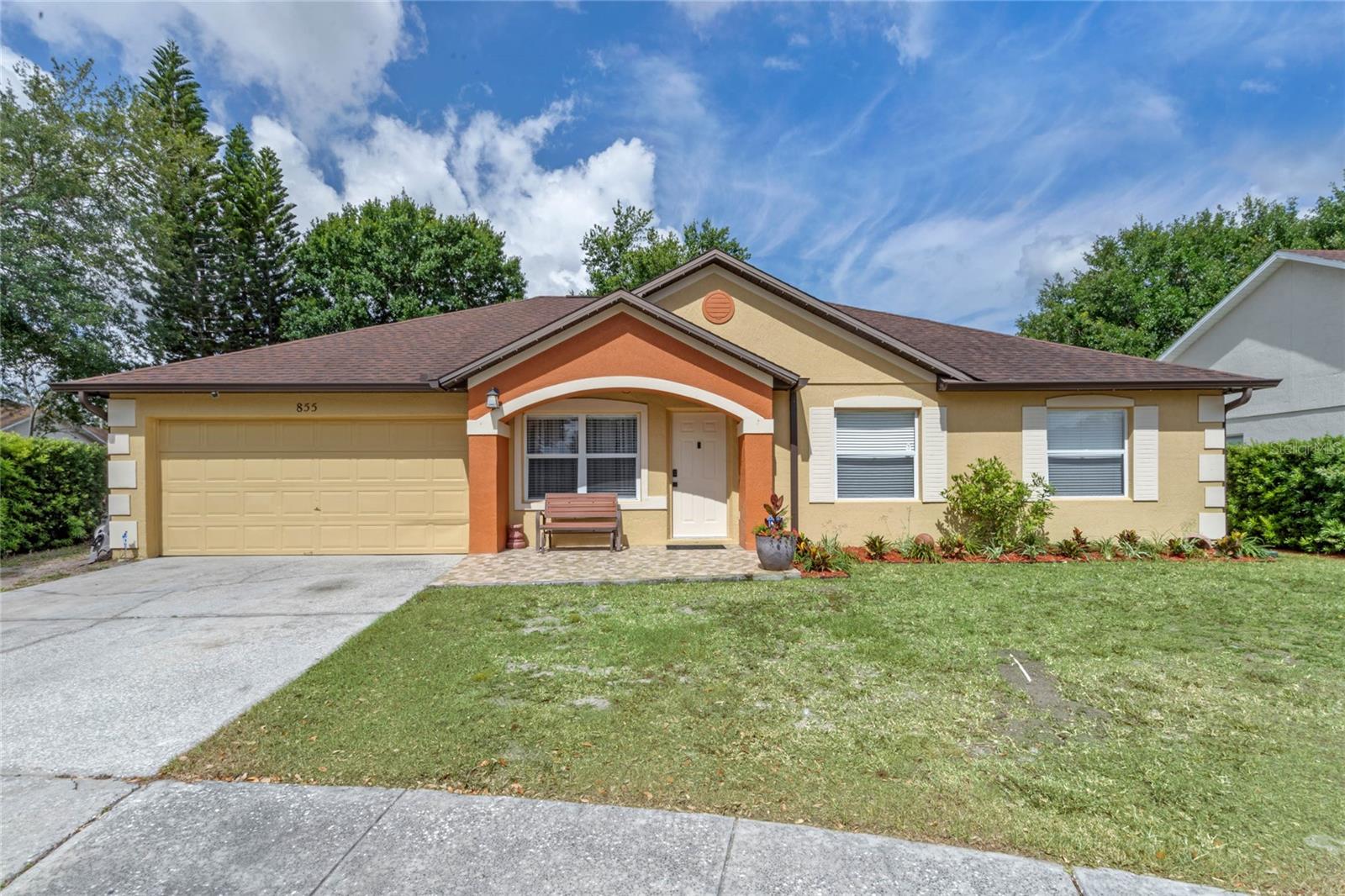 855 MCLEAN CT