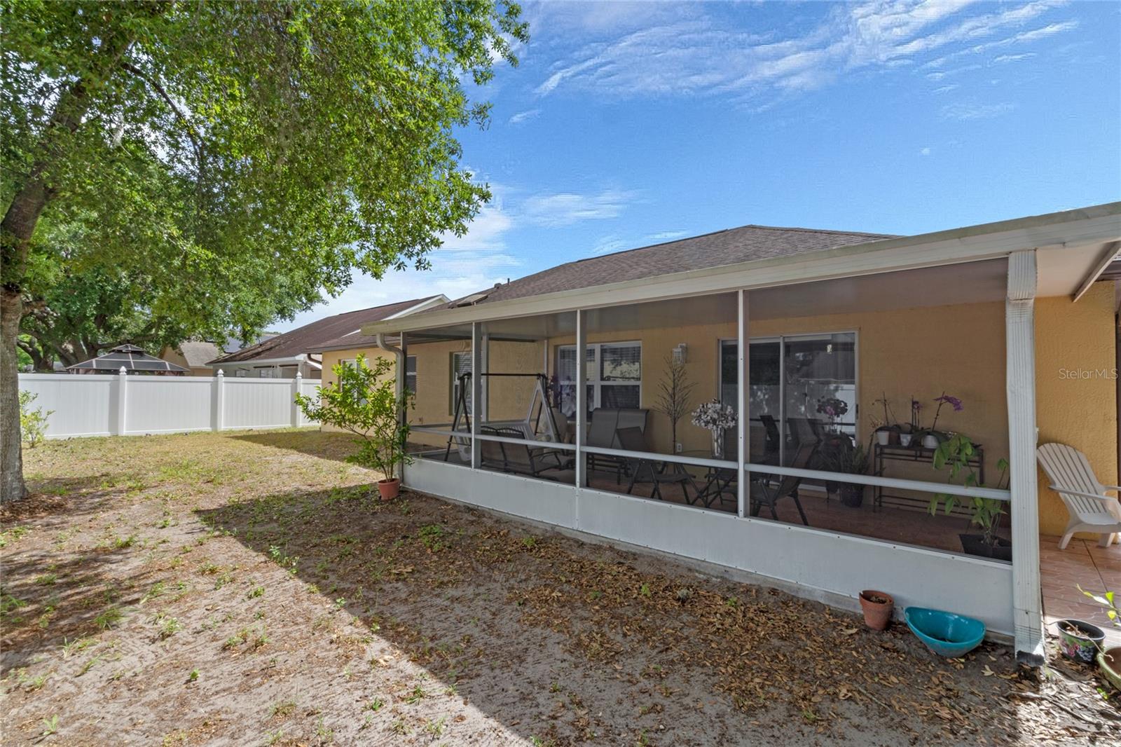 855 MCLEAN CT