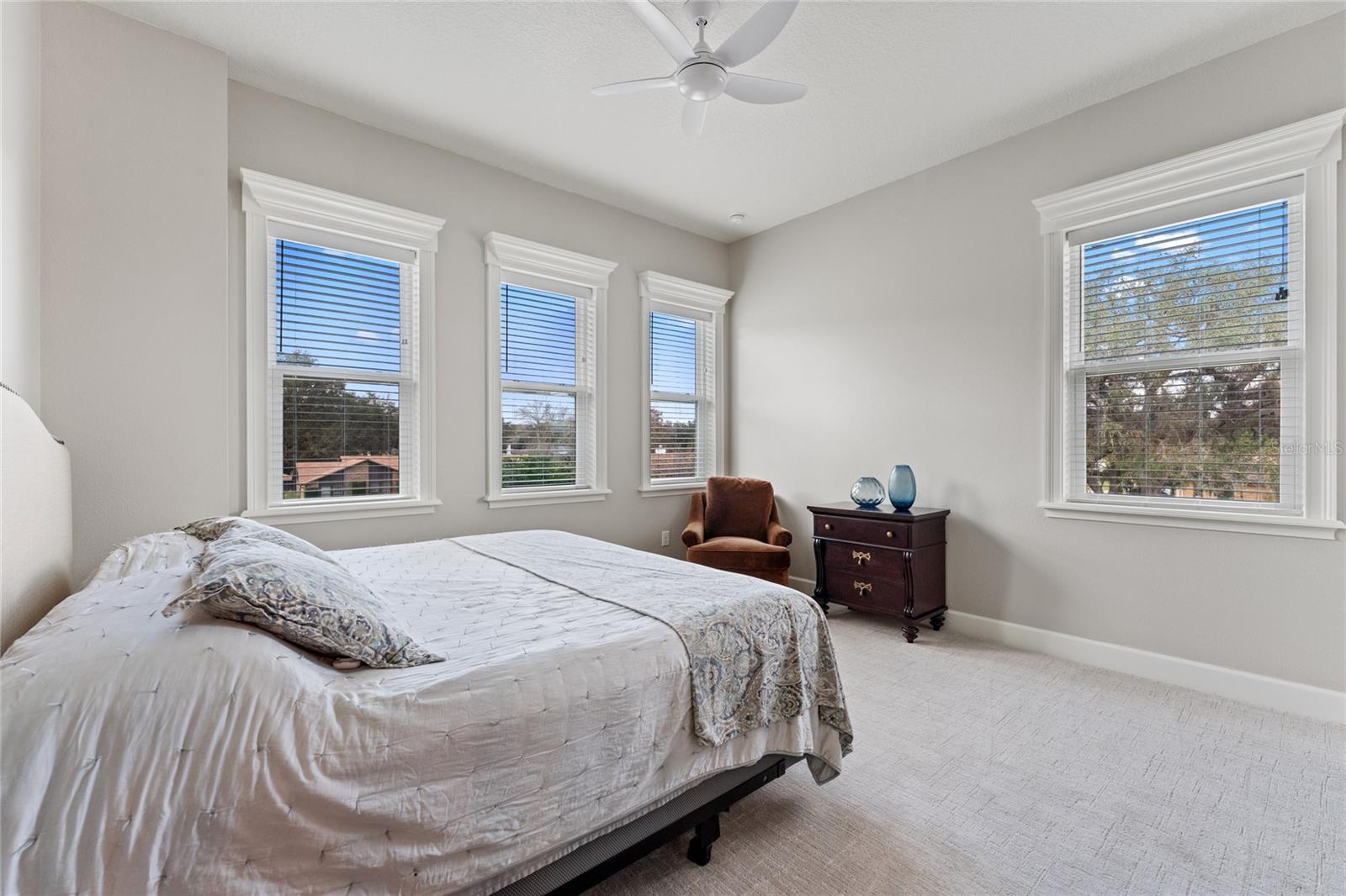 3167 WHISPER WIND DR