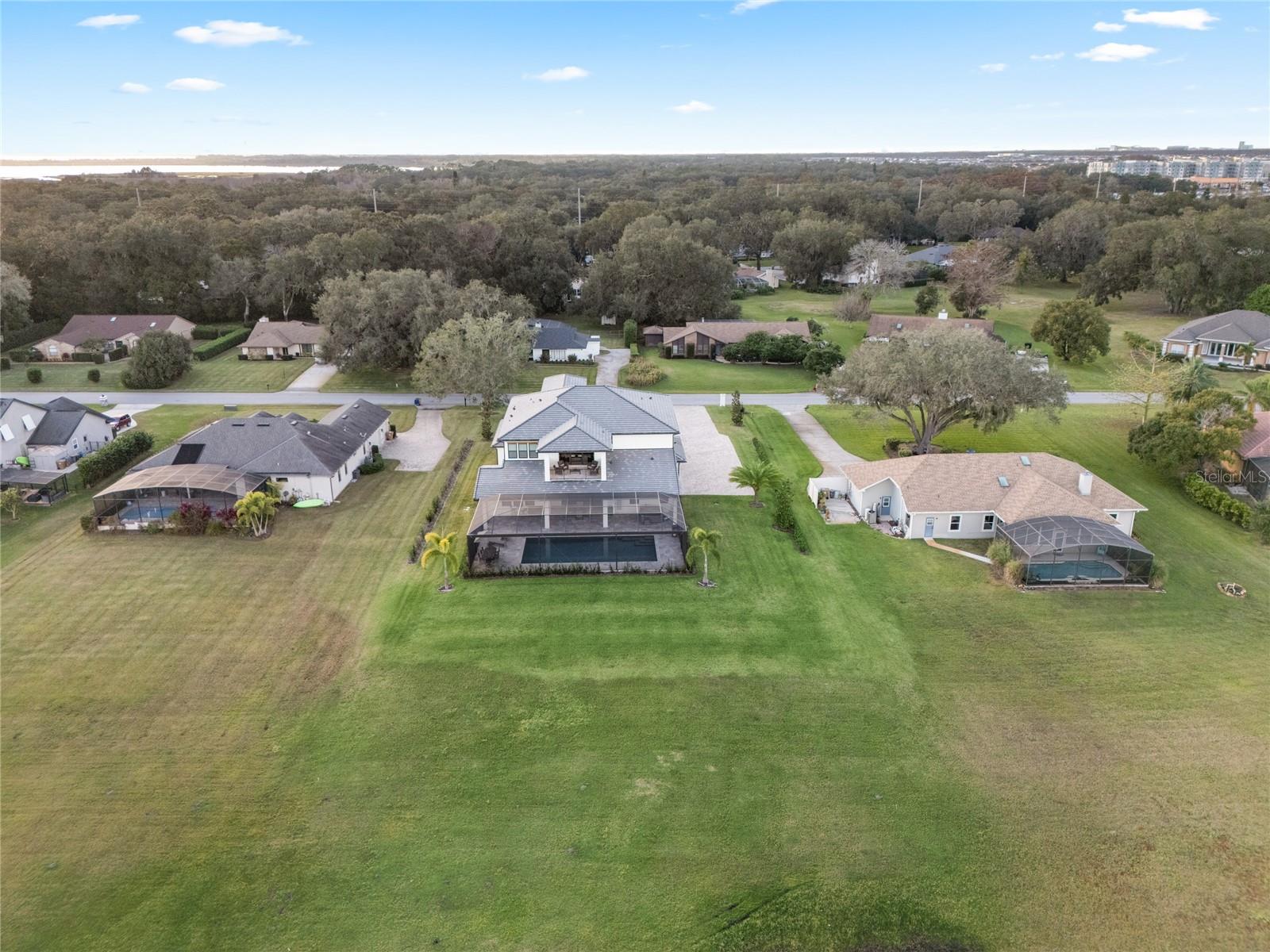 3167 WHISPER WIND DR
