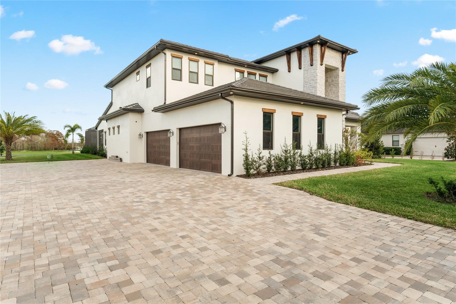 3167 WHISPER WIND DR