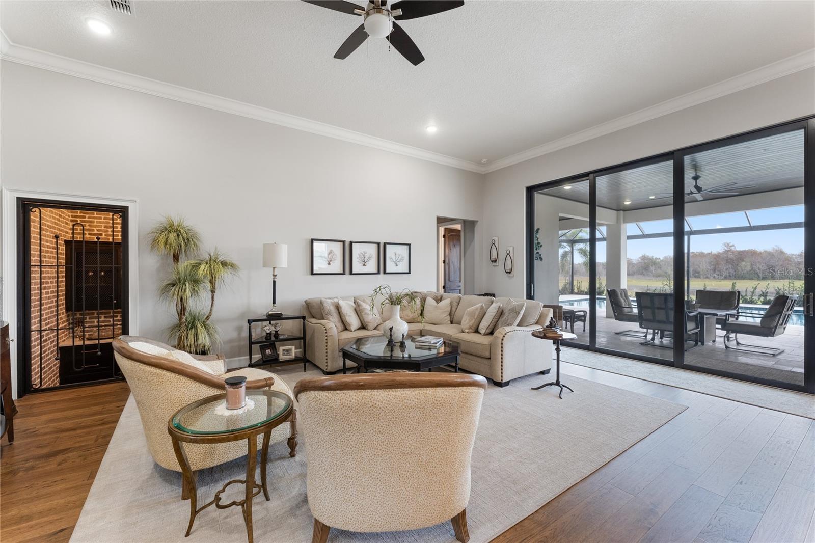3167 WHISPER WIND DR